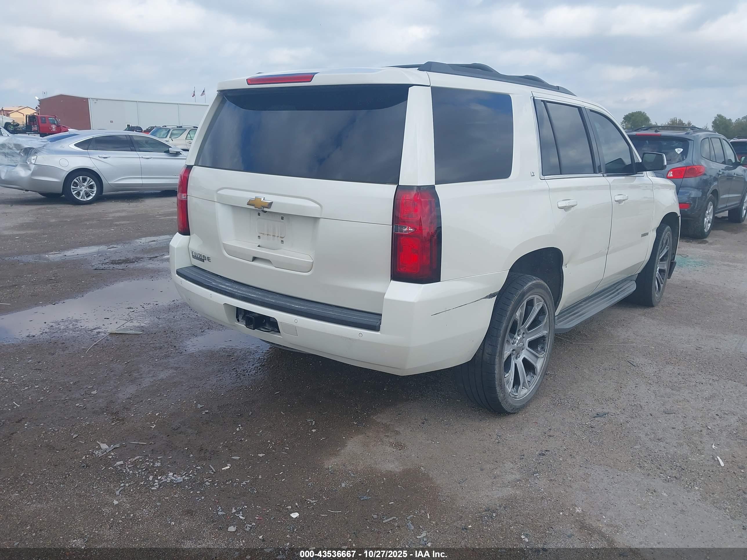 CHEVROLET TAHOE image 4