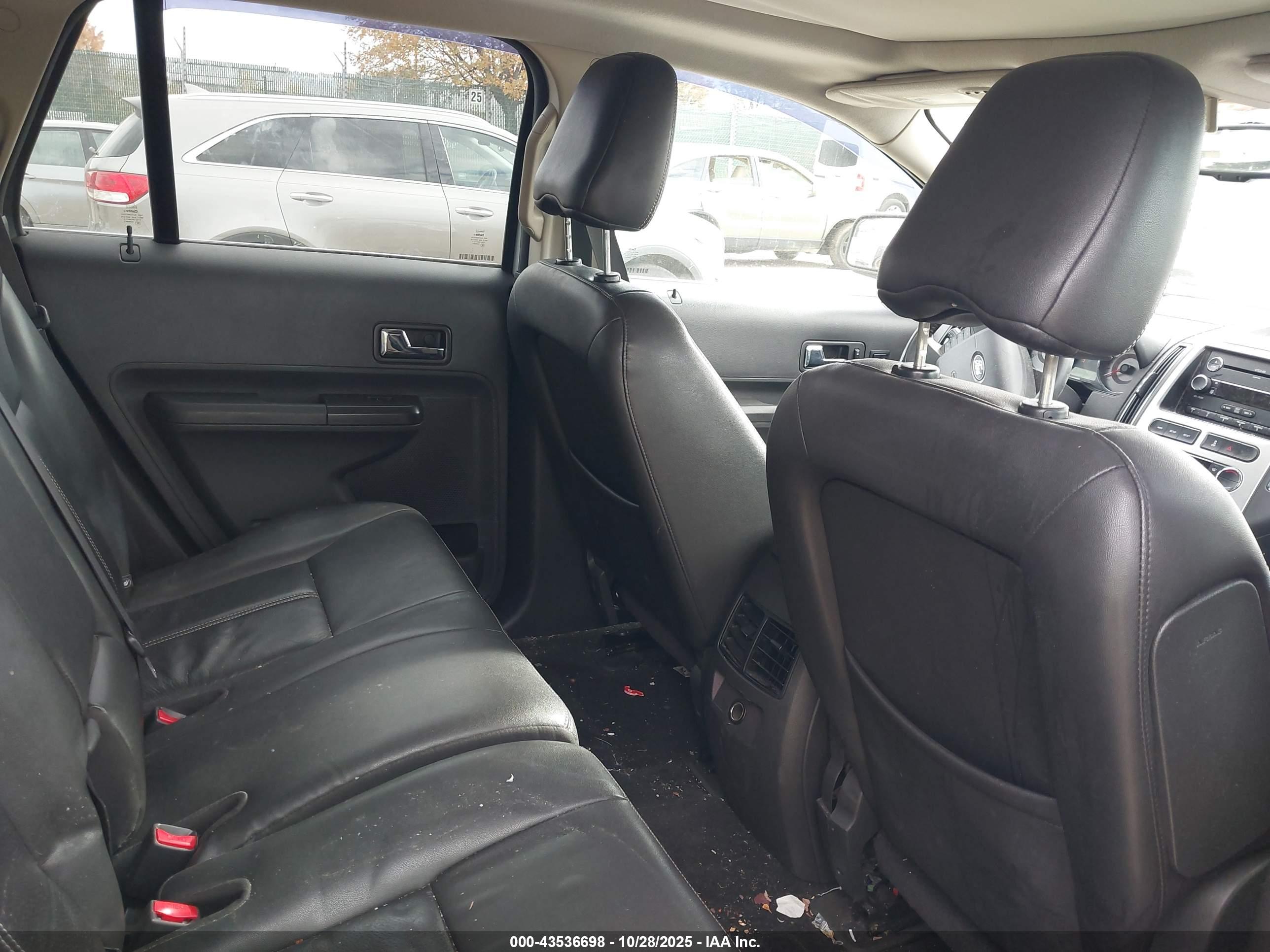 FORD EDGE image 8