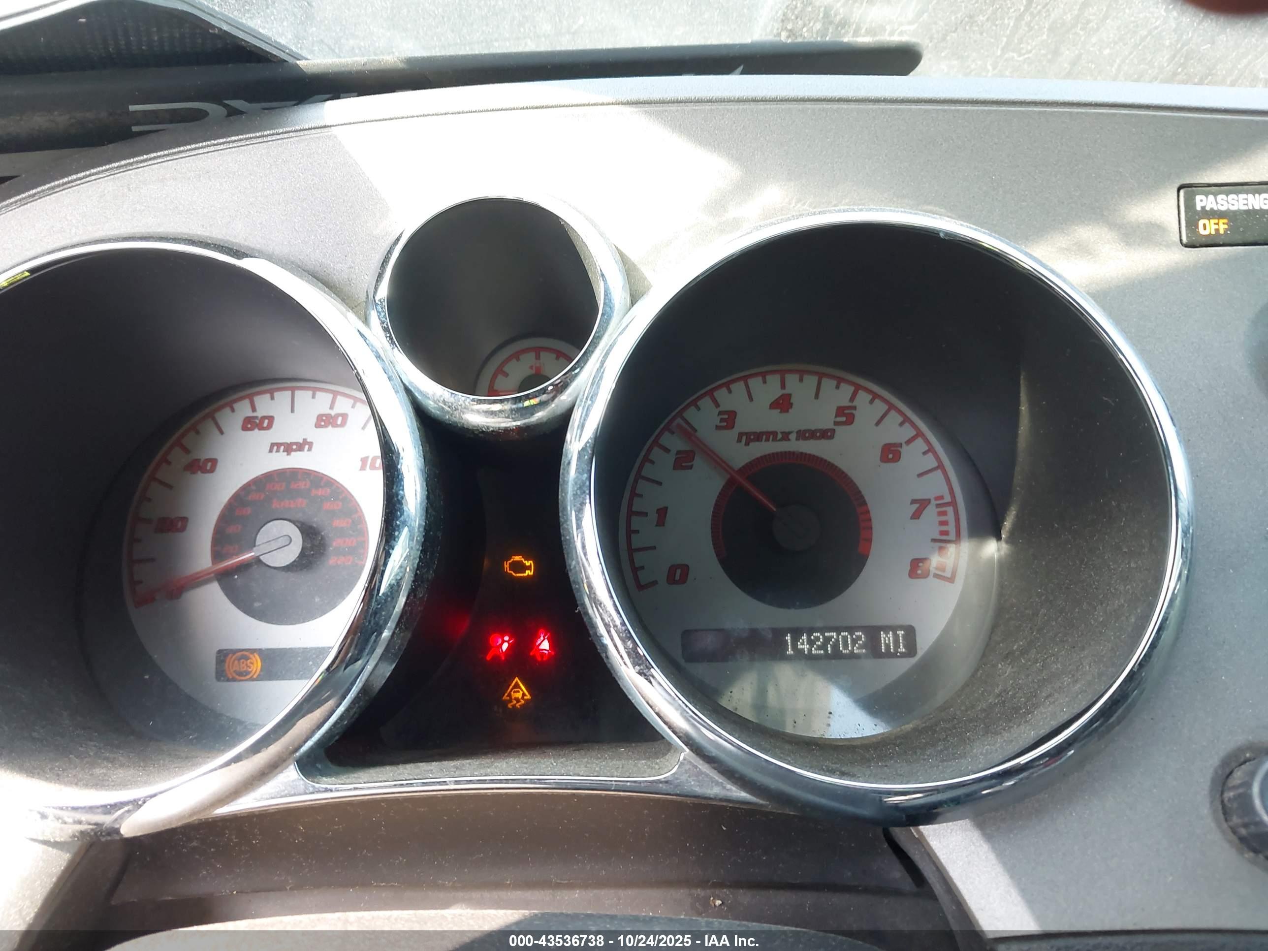 PONTIAC SOLSTICE image 7