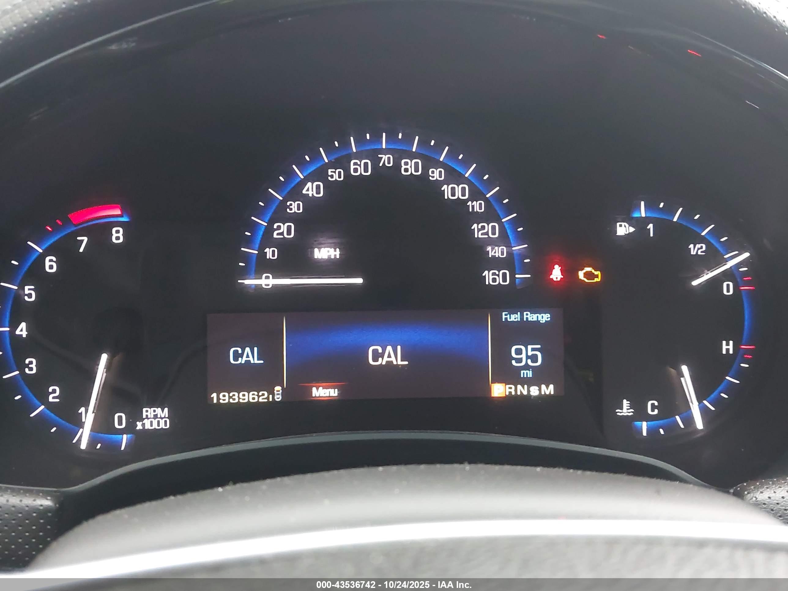 CADILLAC XTS image 7