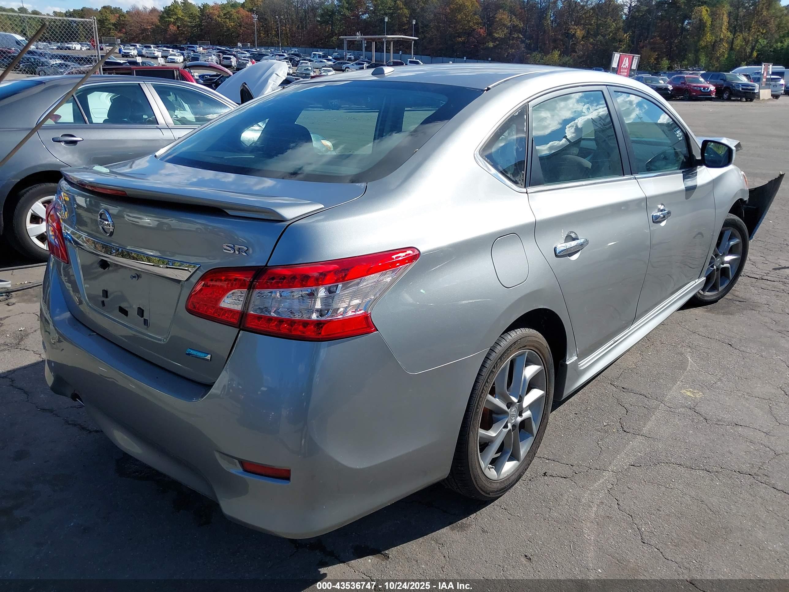 NISSAN SENTRA image 4