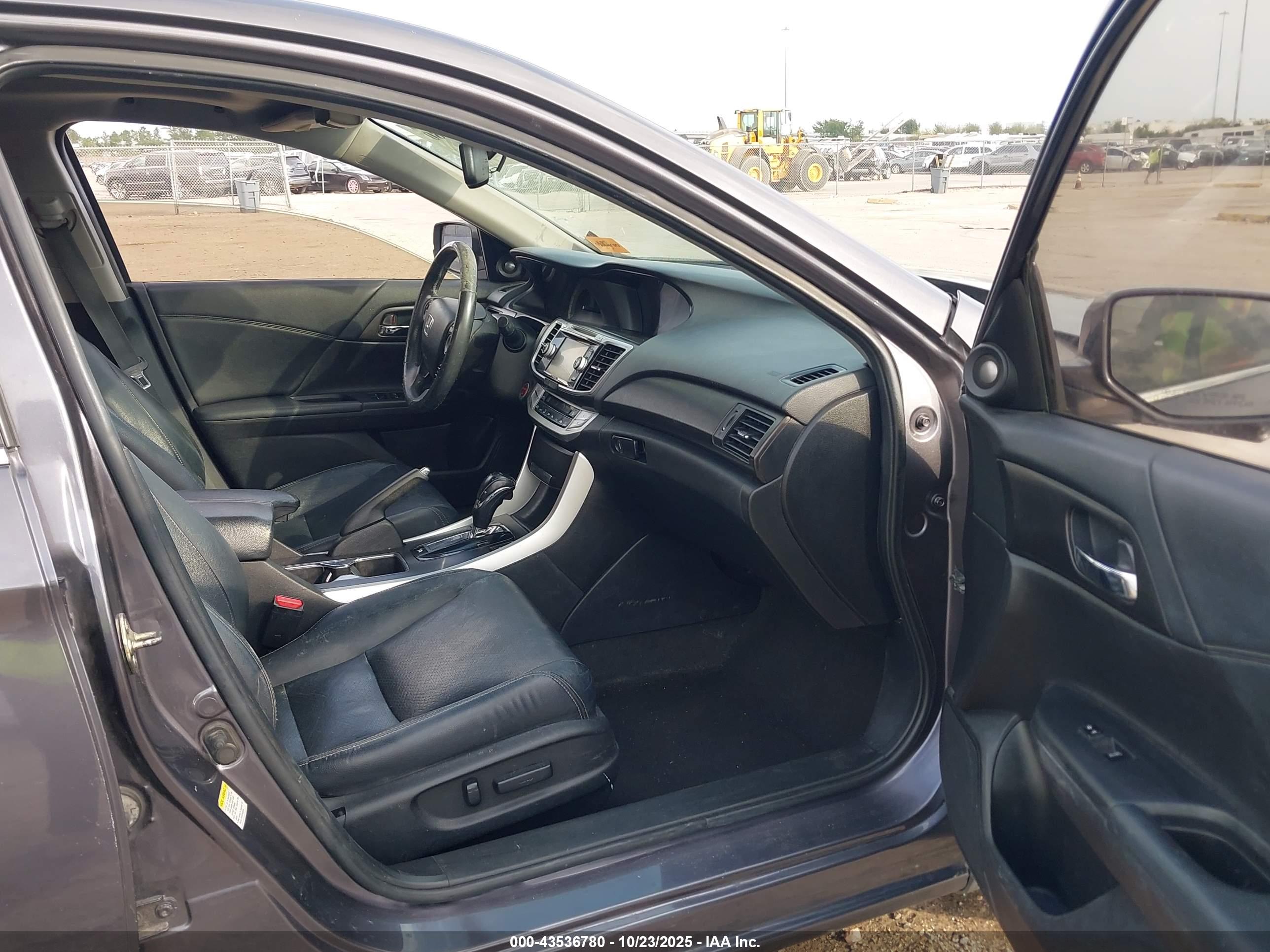 HONDA ACCORD image 5
