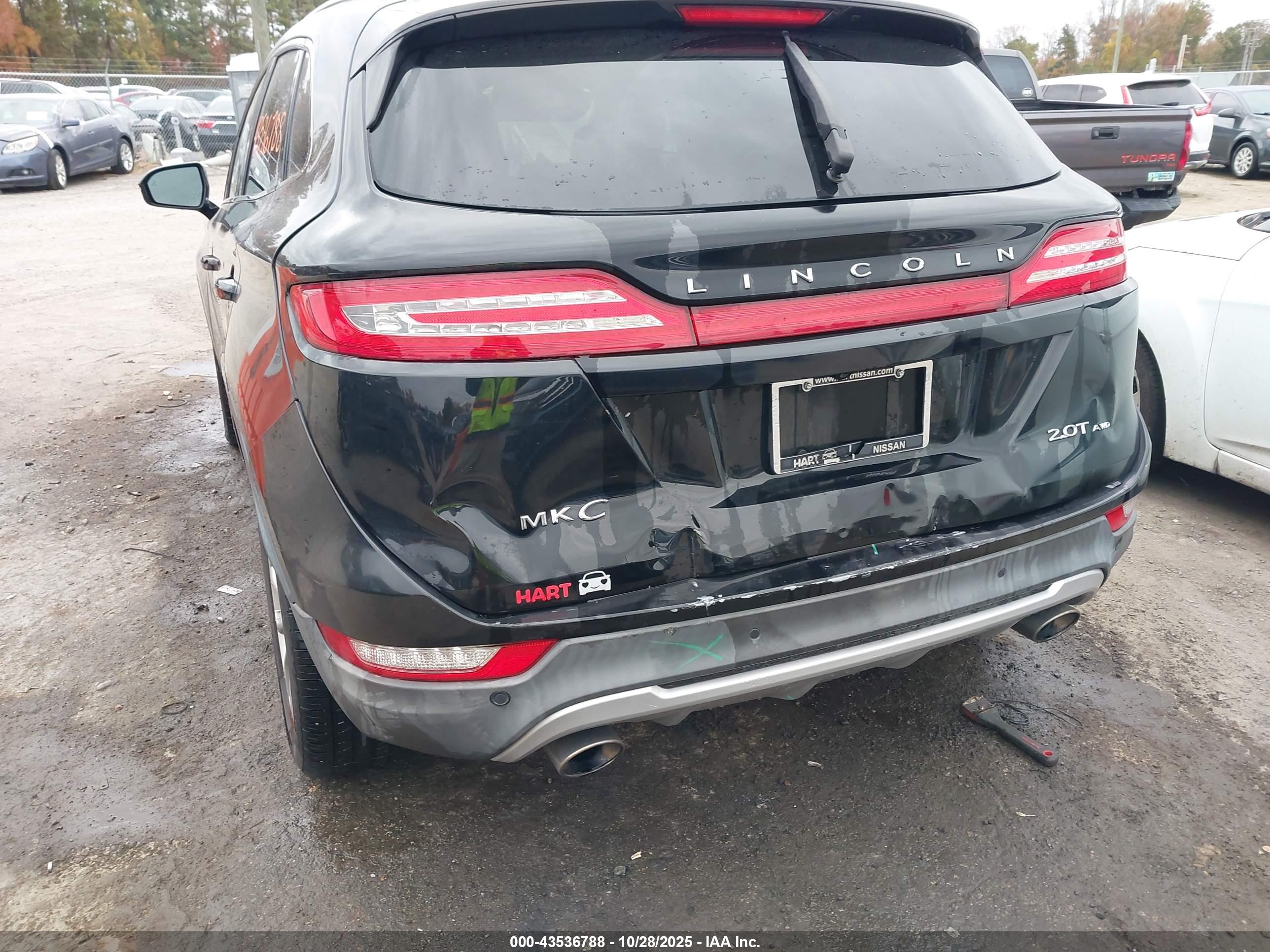 LINCOLN MKC image 6