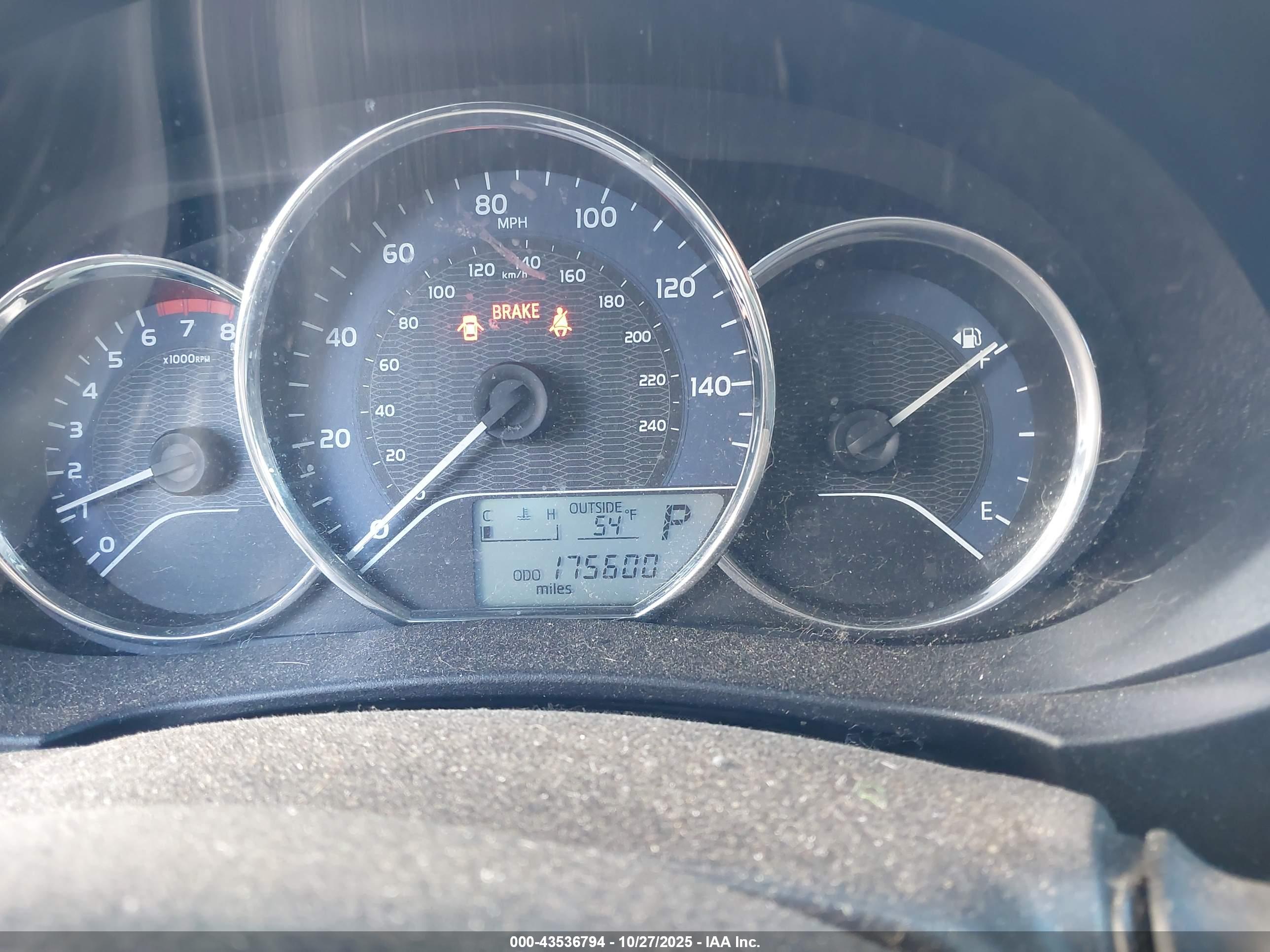 TOYOTA COROLLA image 7