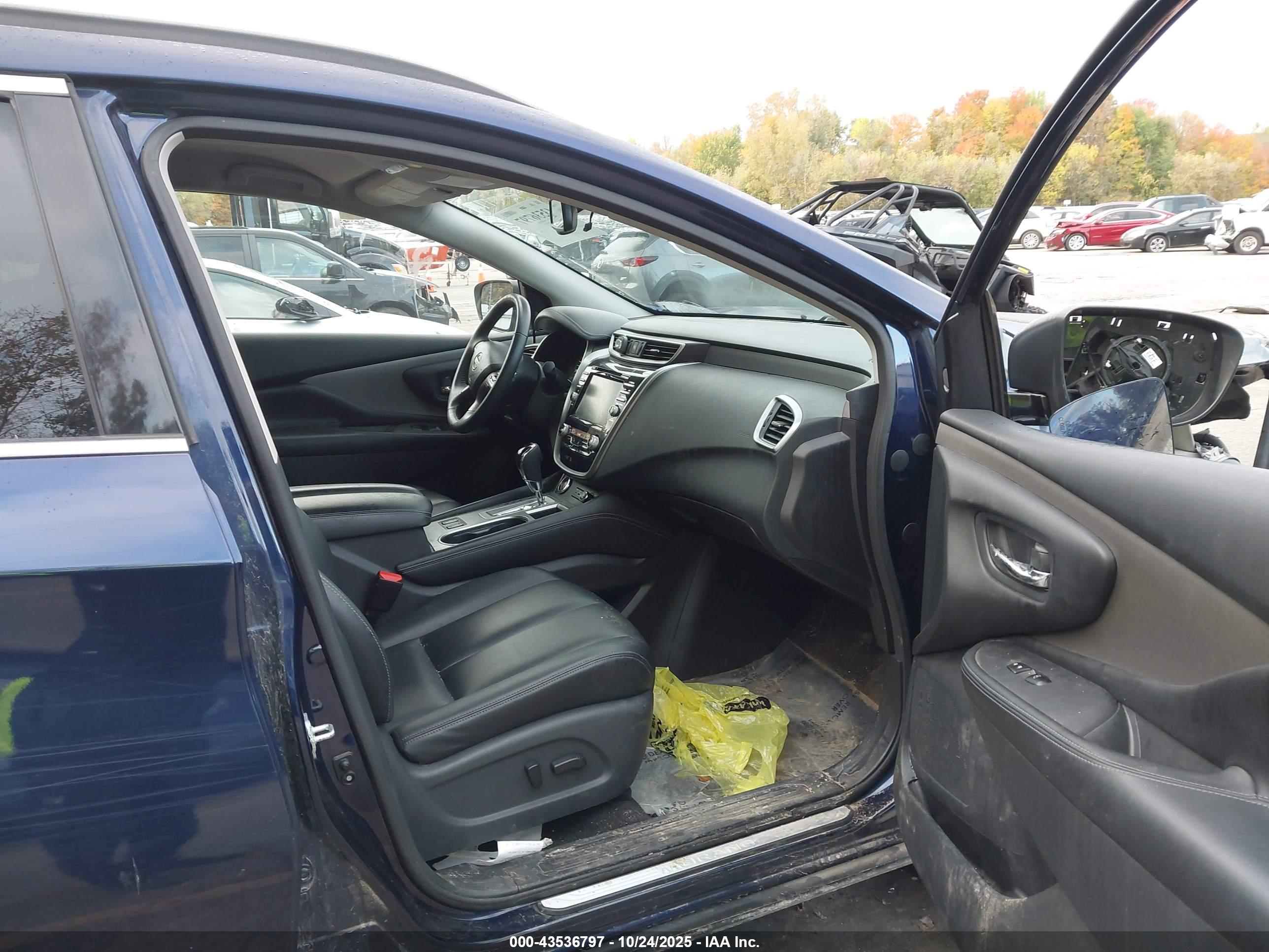 NISSAN MURANO image 5