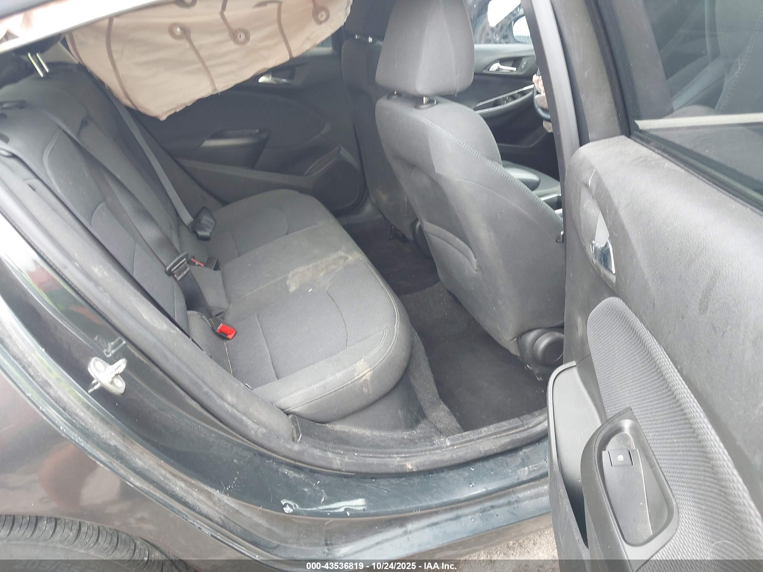 CHEVROLET CRUZE image 8