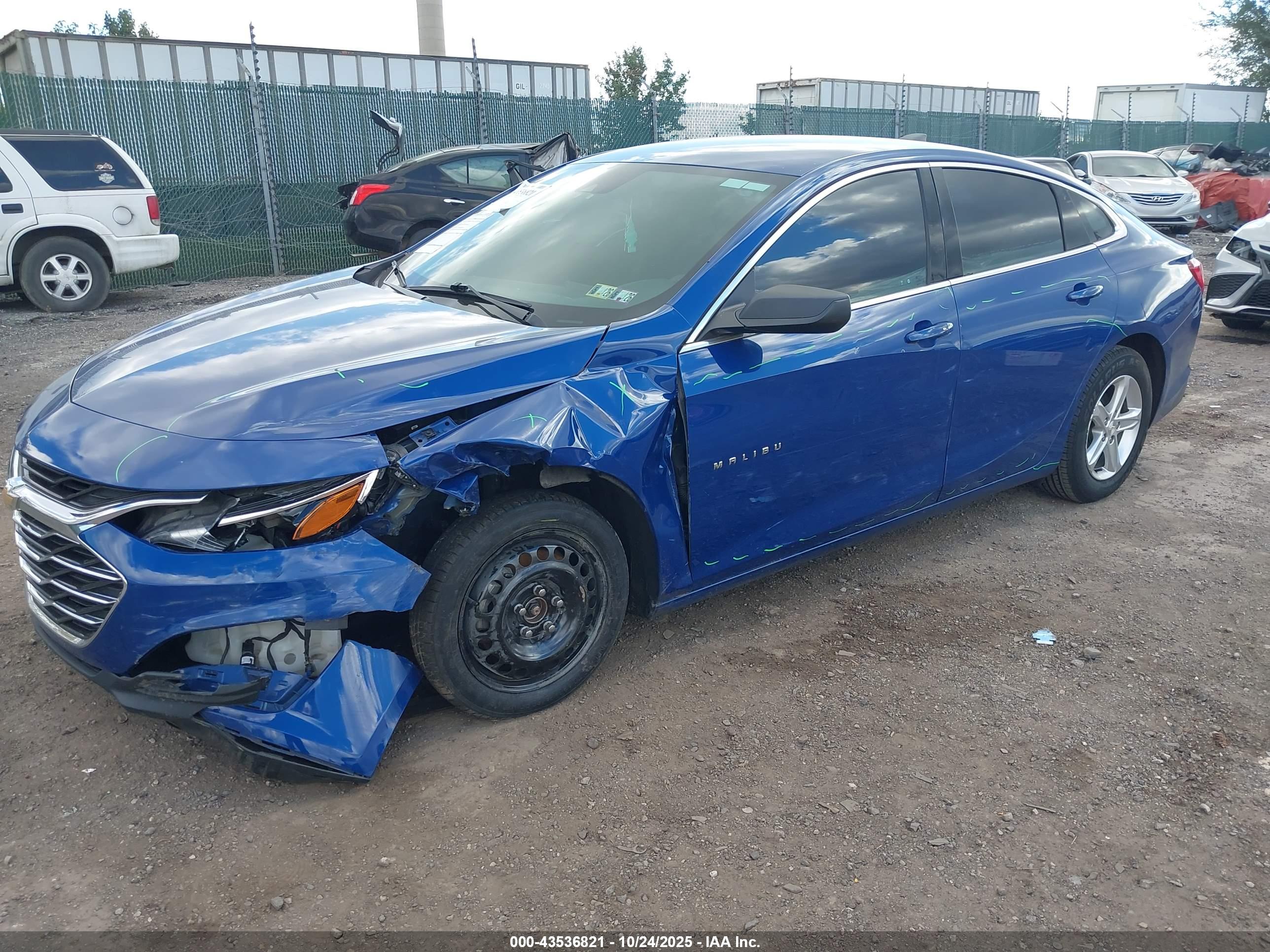 CHEVROLET MALIBU image 2
