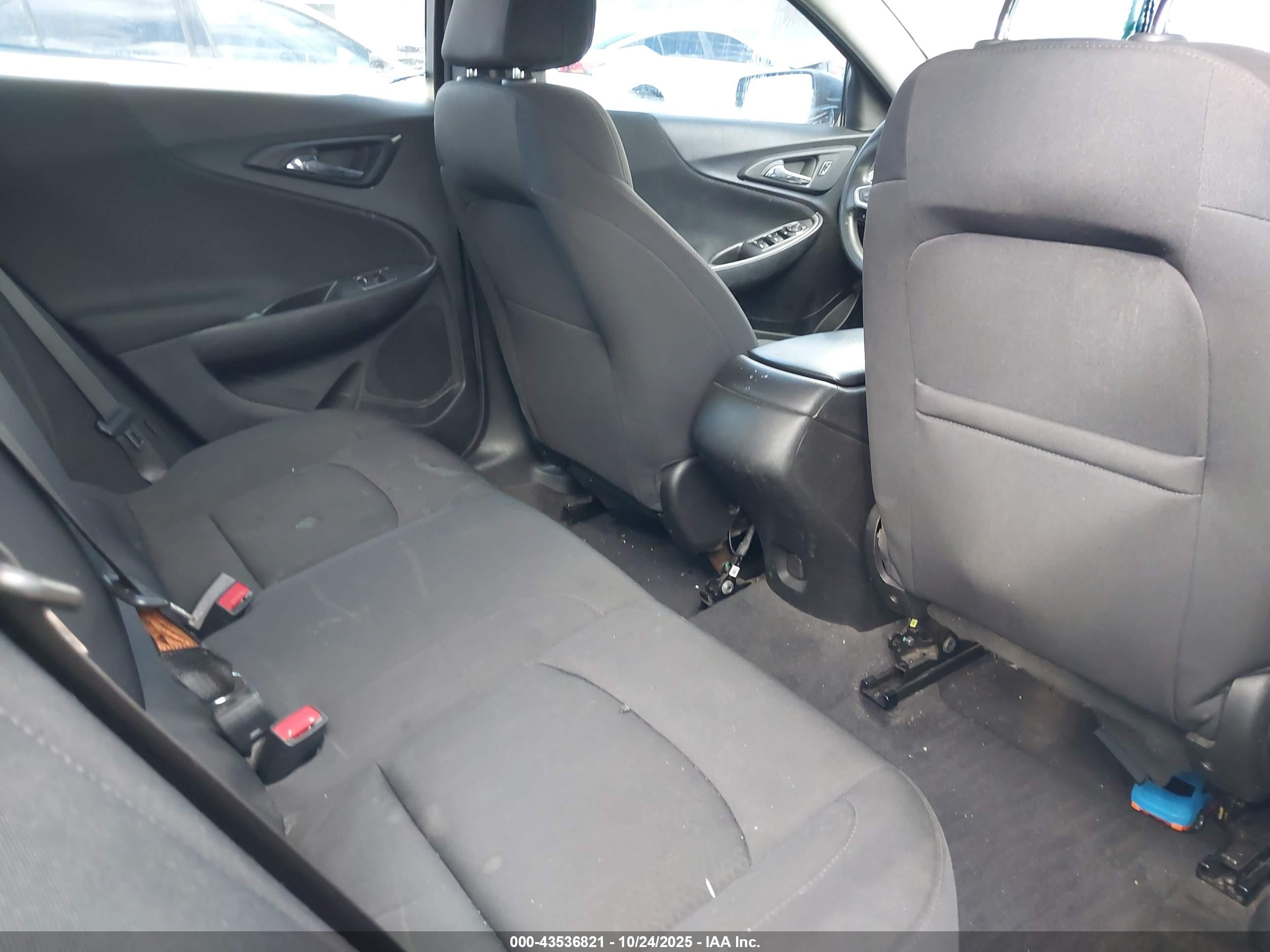 CHEVROLET MALIBU image 8