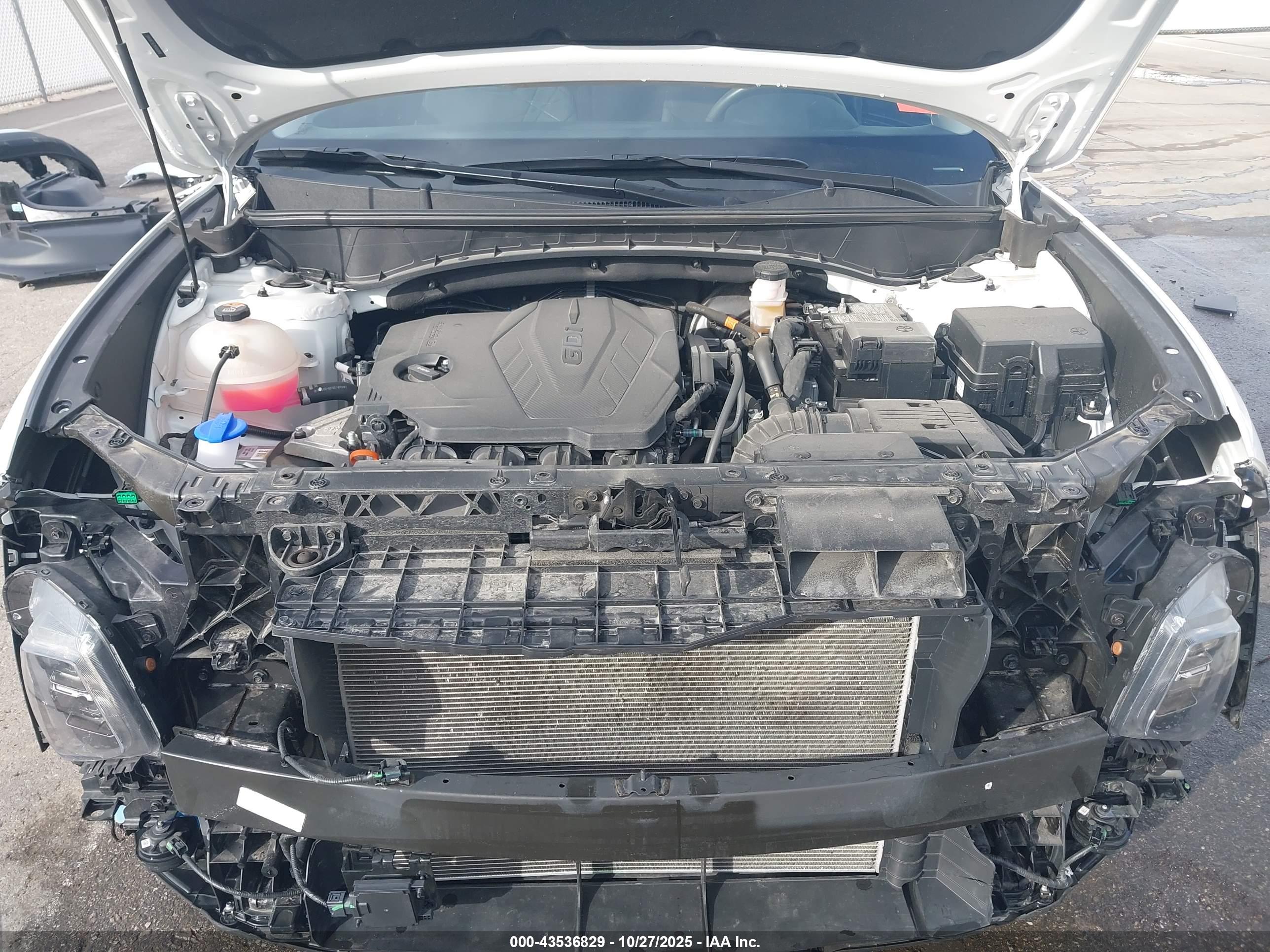 HYUNDAI TUCSON image 10