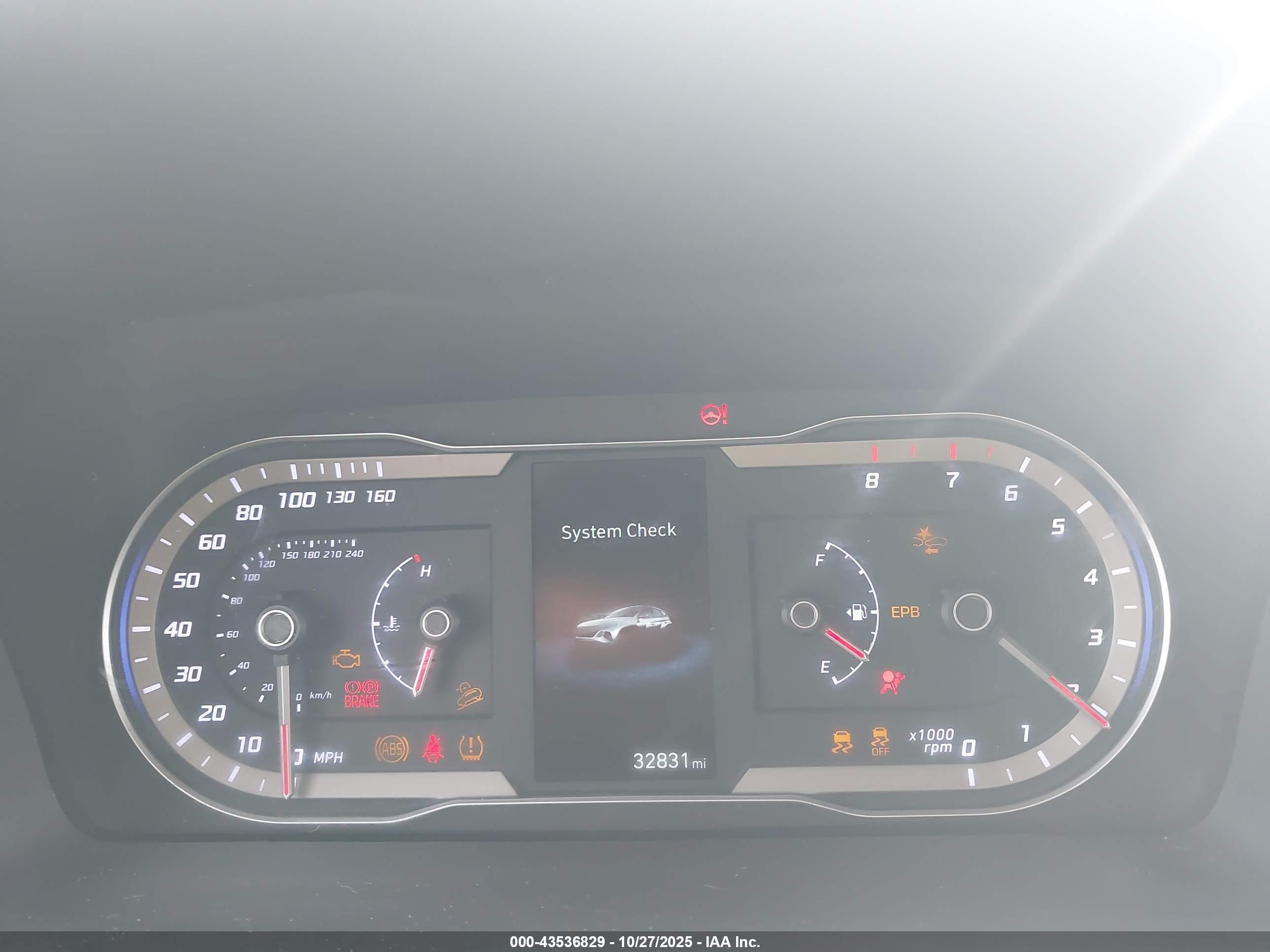 HYUNDAI TUCSON image 7
