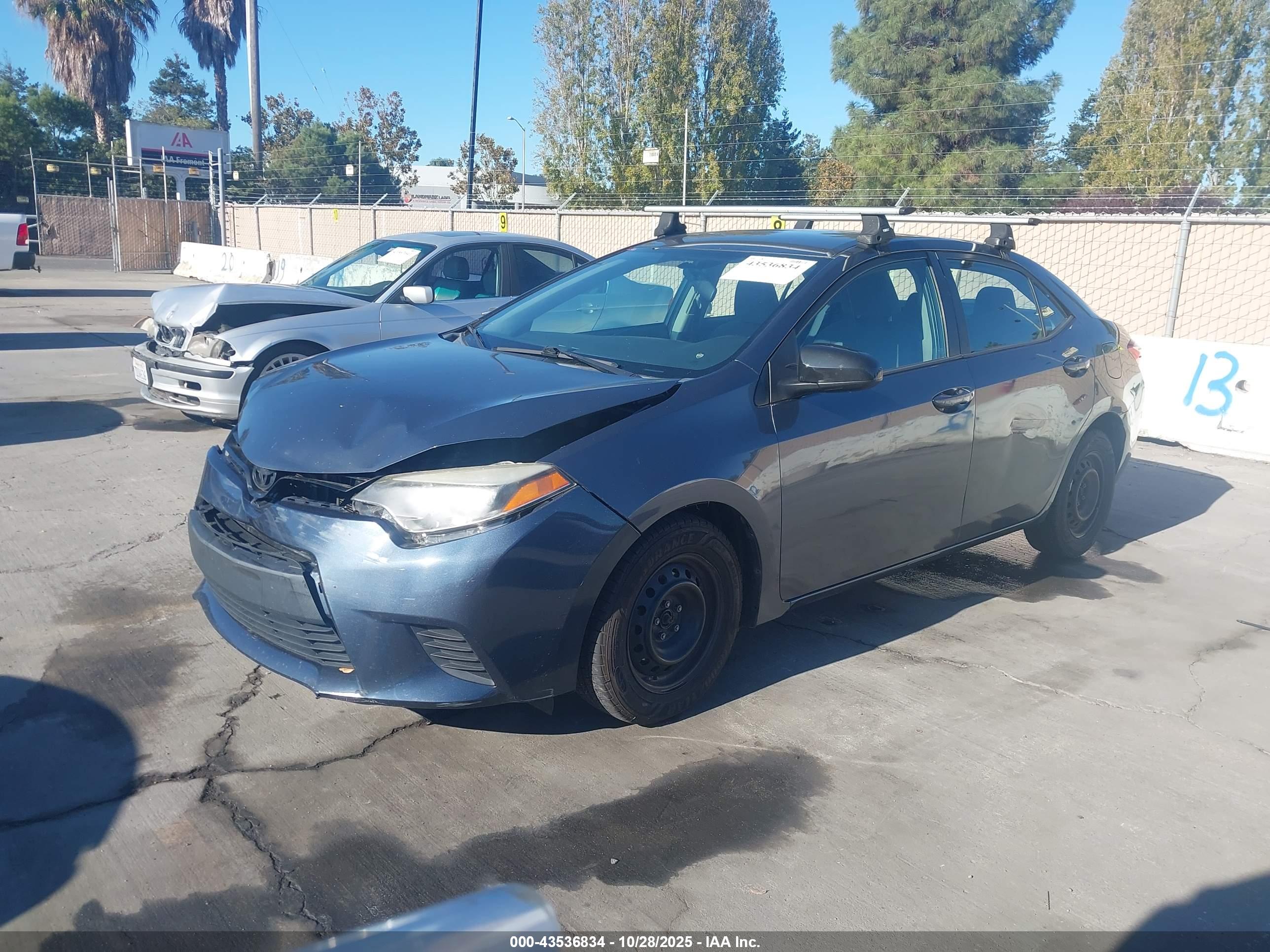 TOYOTA COROLLA image 2