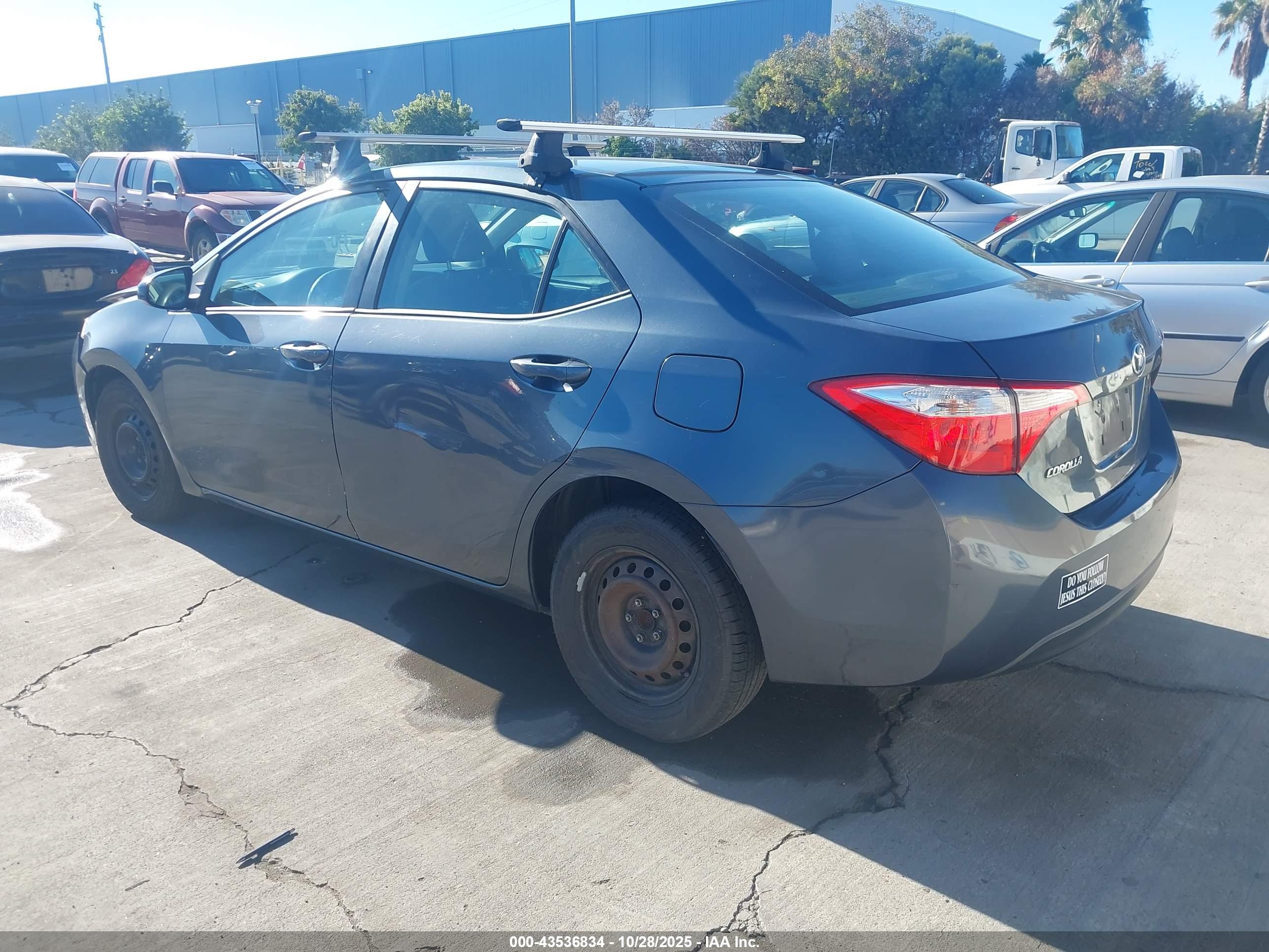 TOYOTA COROLLA image 3