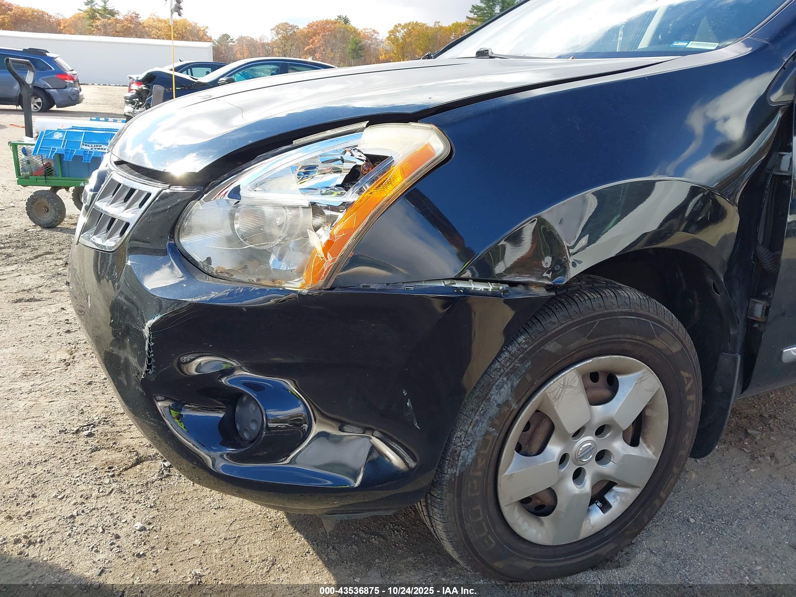 NISSAN ROGUE image 6