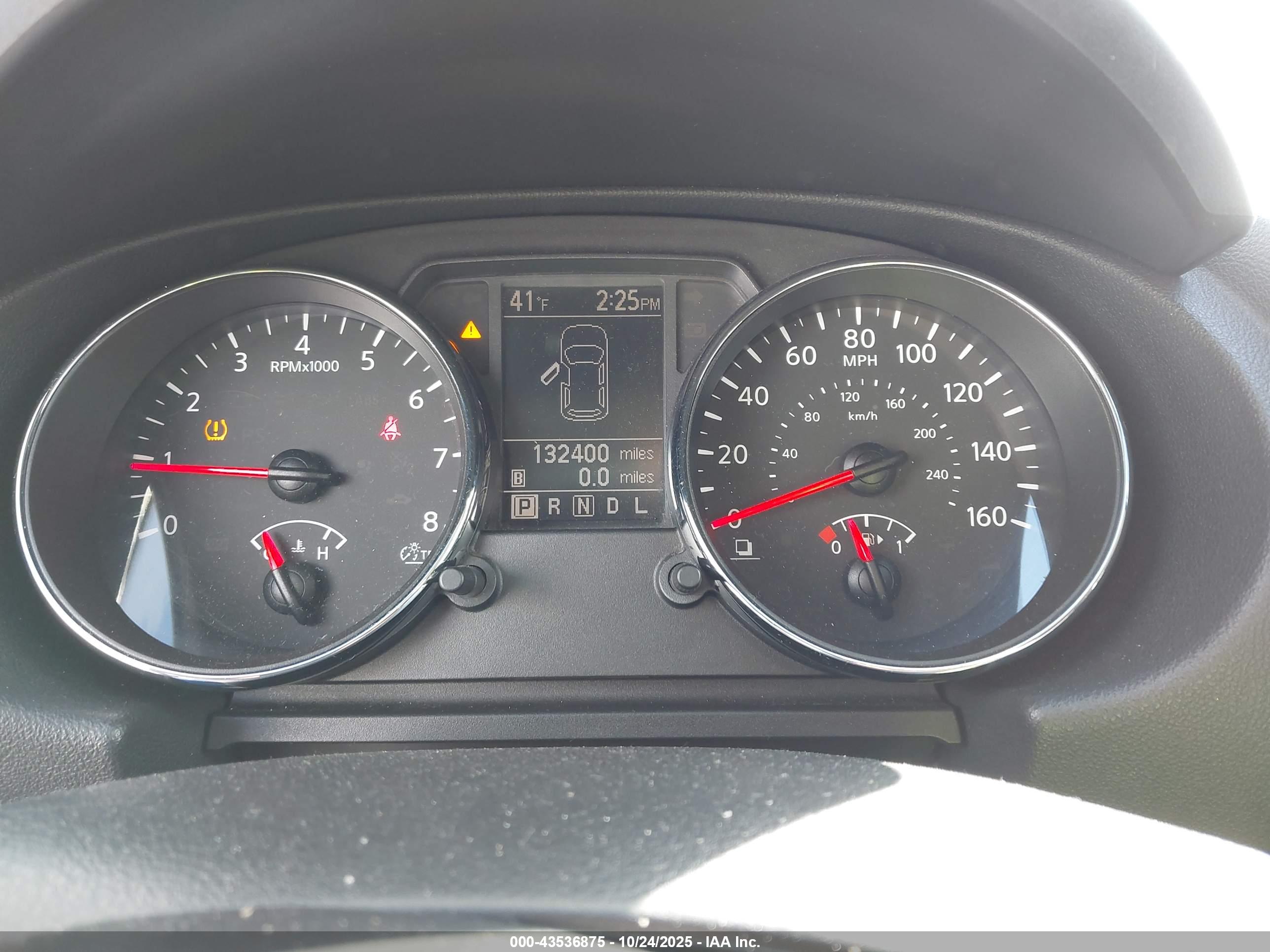 NISSAN ROGUE image 7