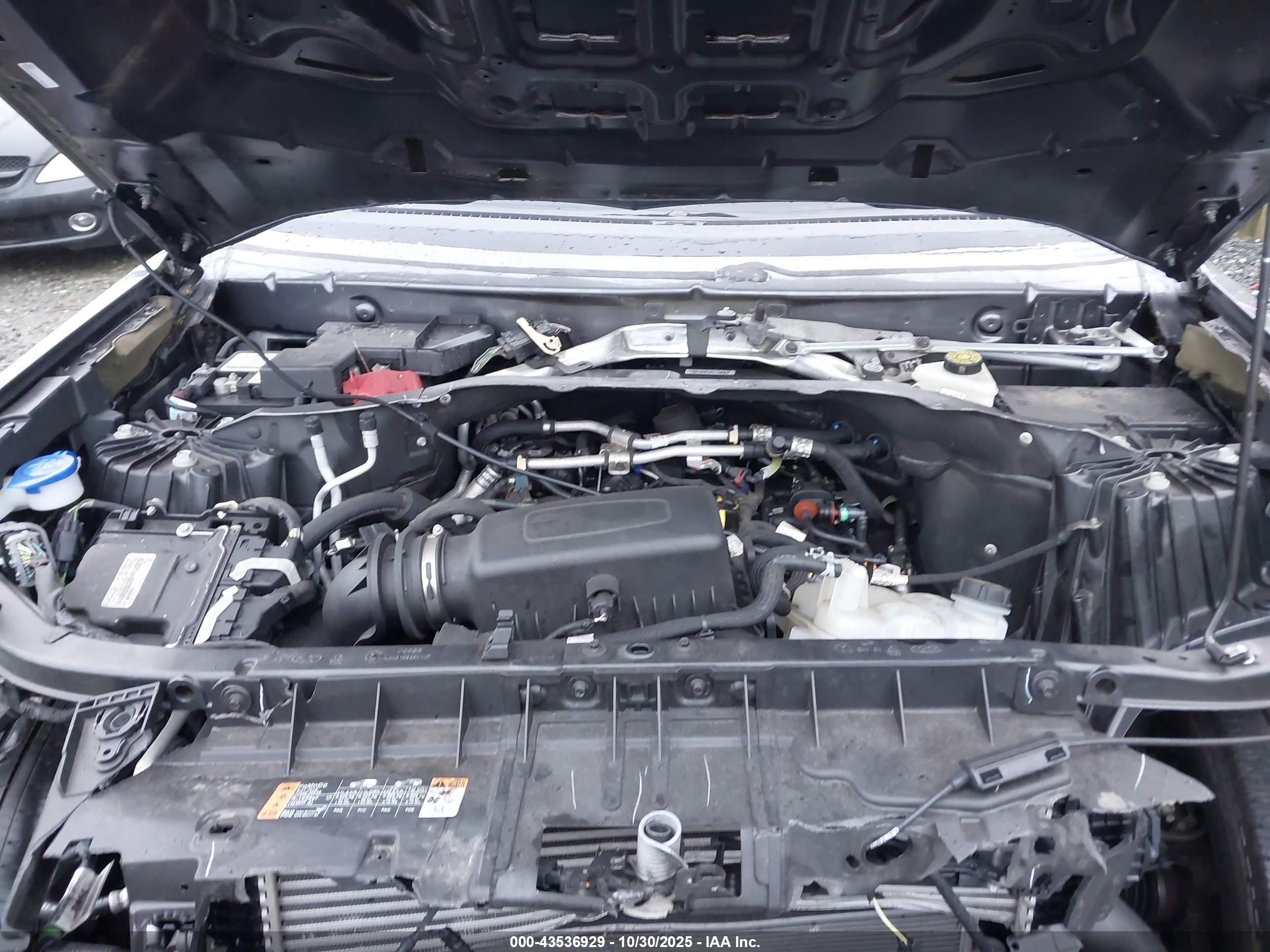FORD EXPLORER image 10