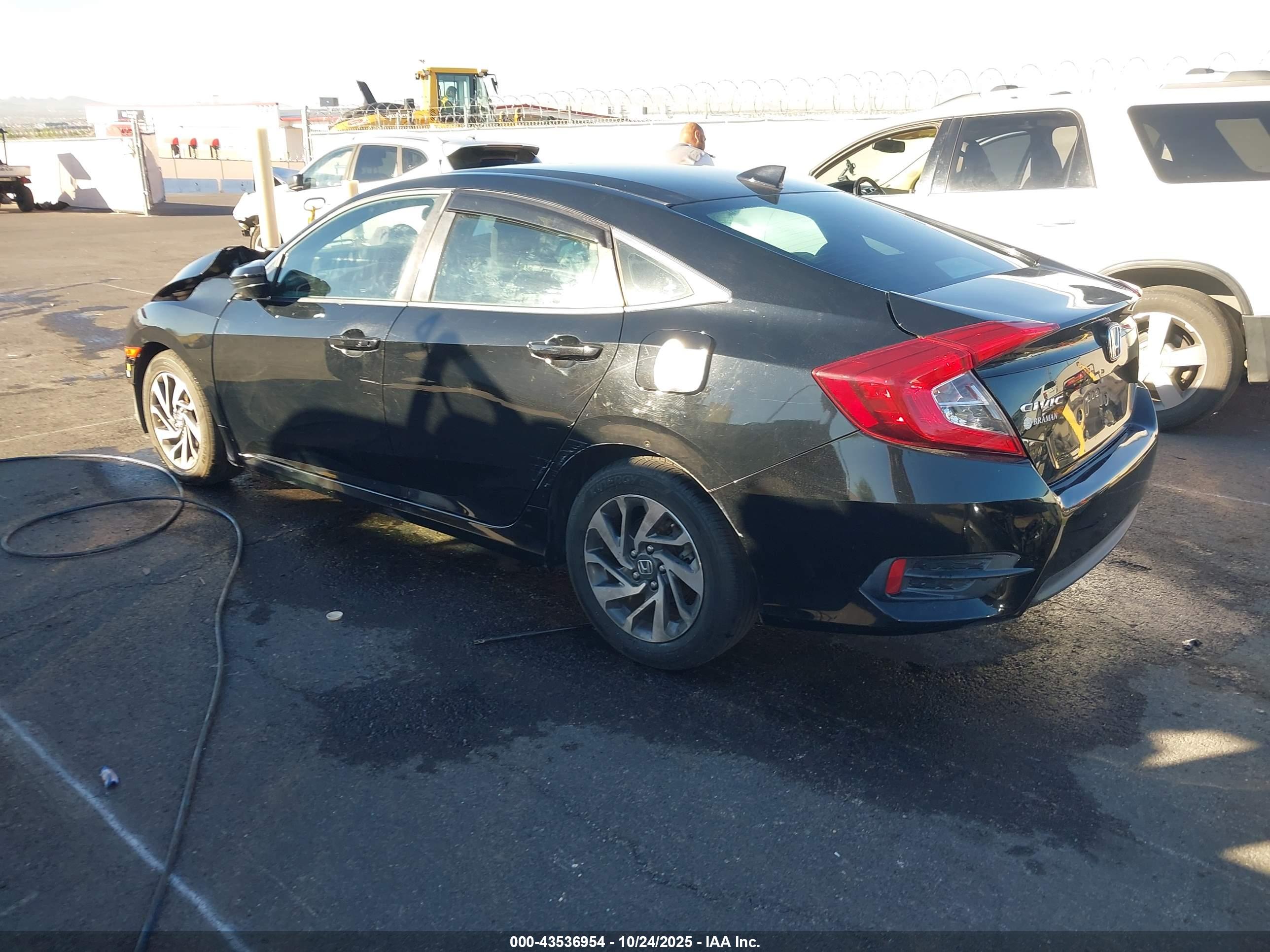 HONDA CIVIC image 3