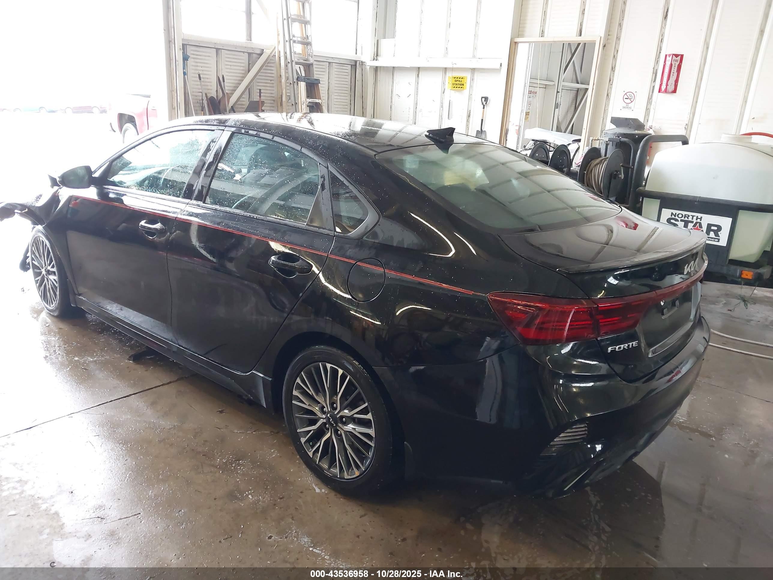 KIA FORTE image 3