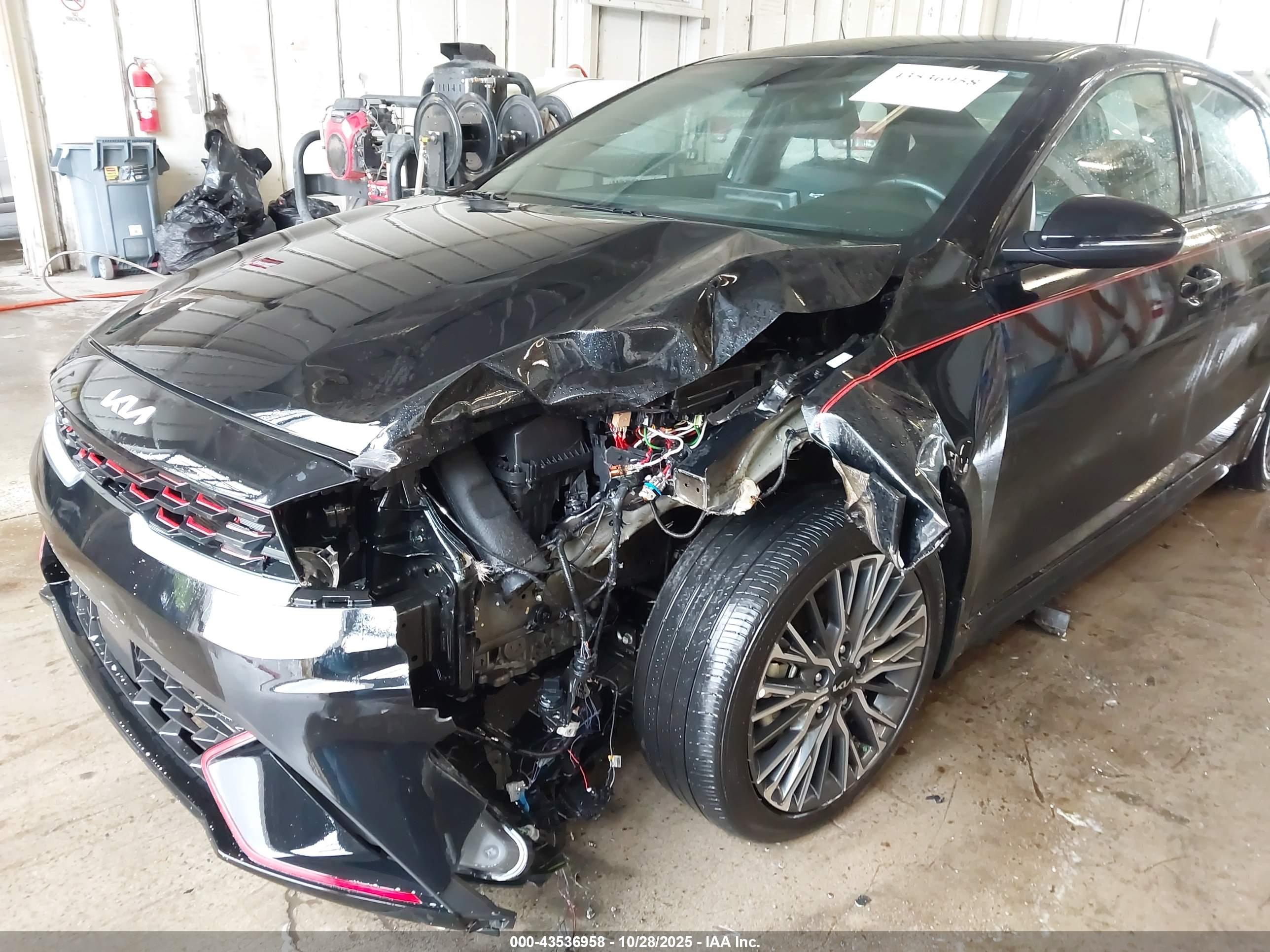 KIA FORTE image 6
