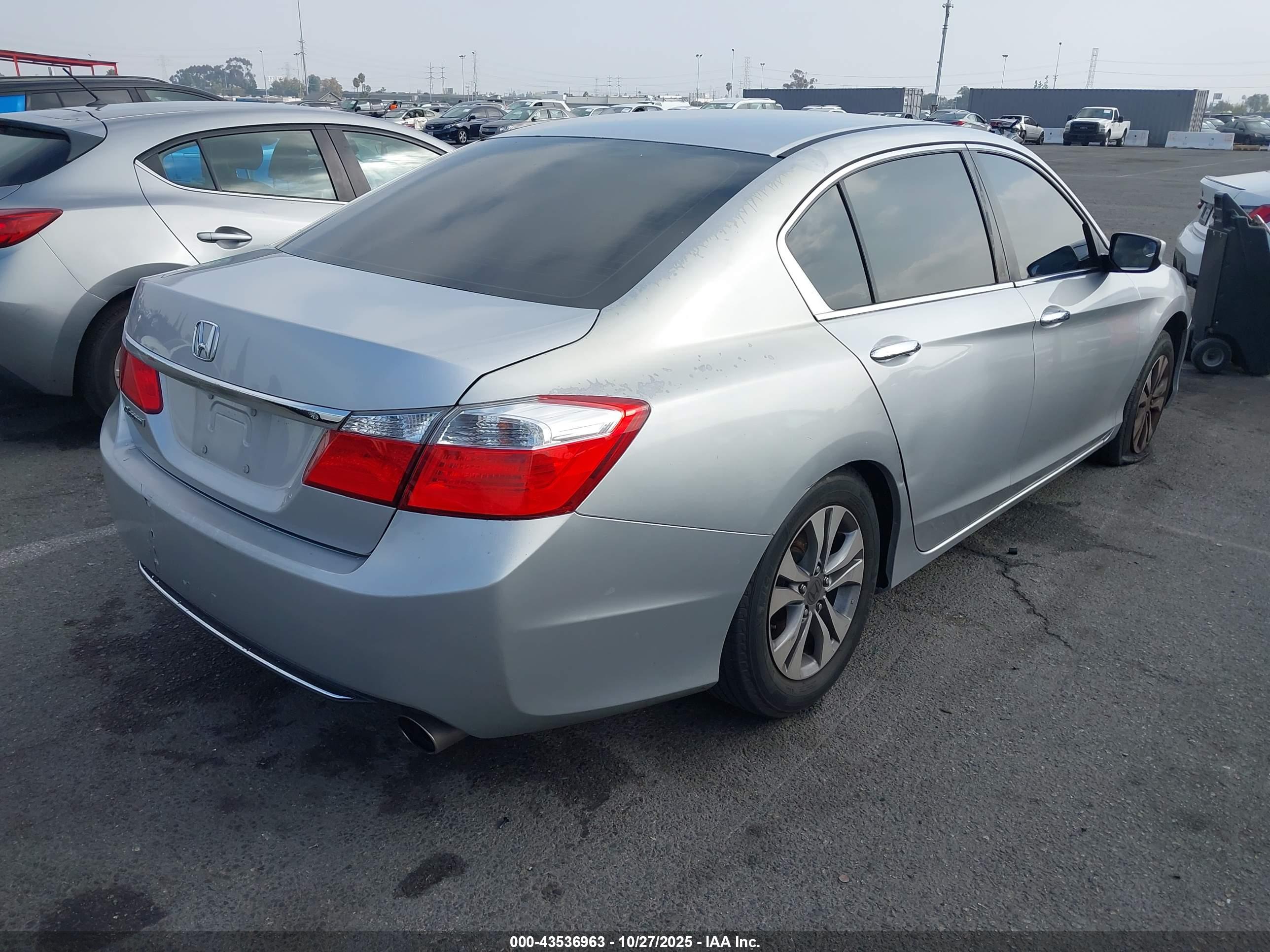 HONDA ACCORD image 4
