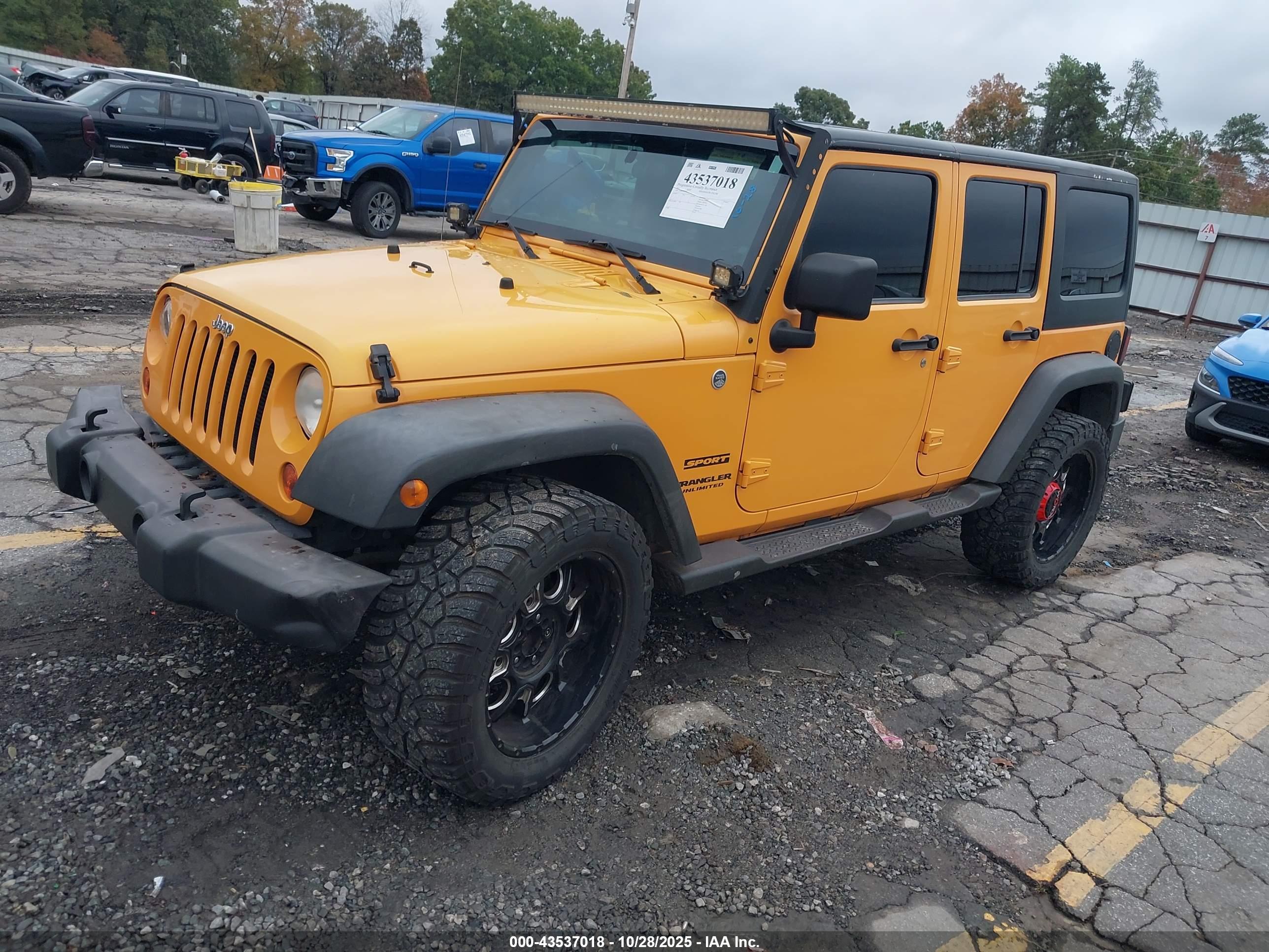 JEEP WRANGLER image 2