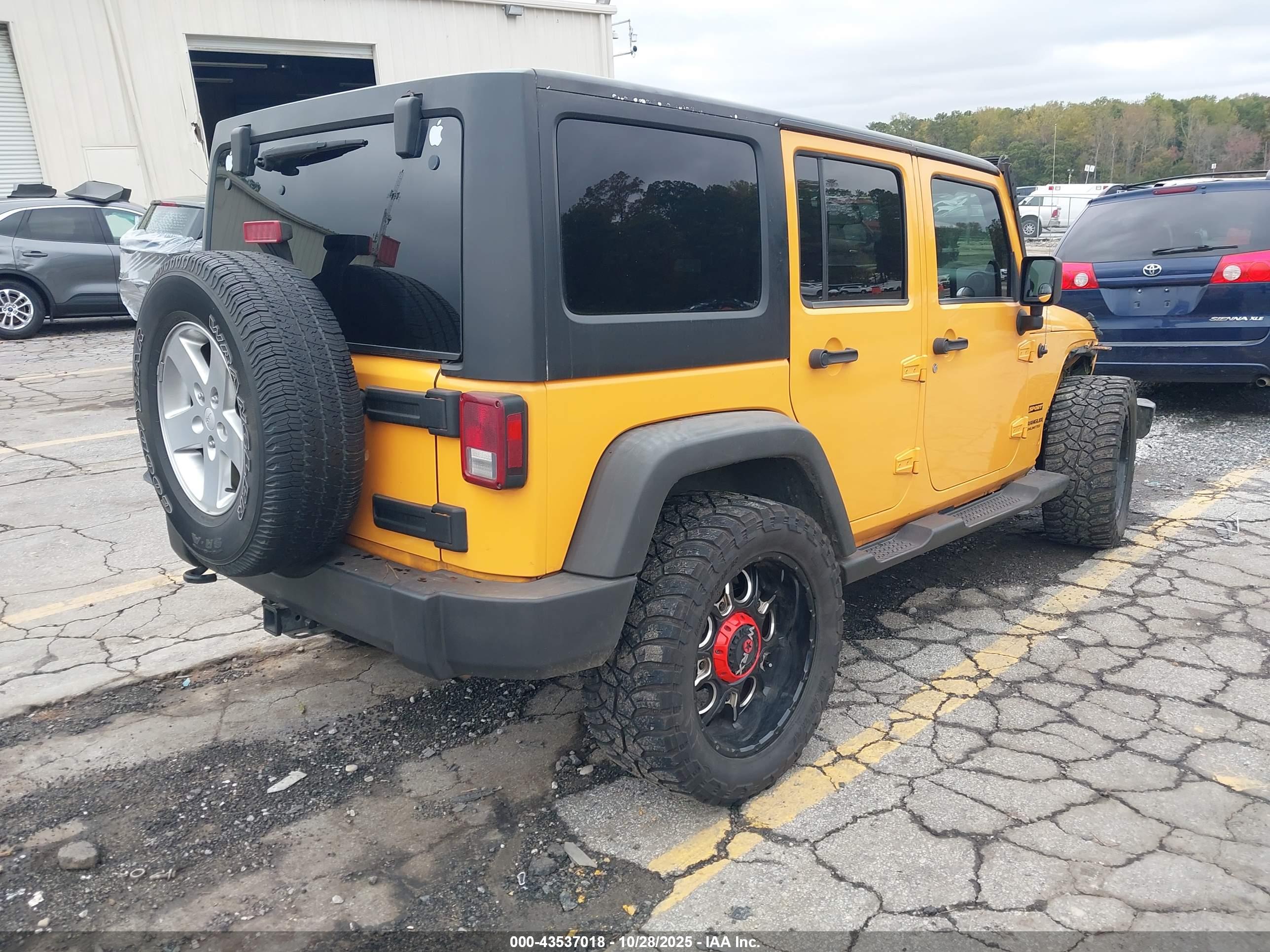 JEEP WRANGLER image 4