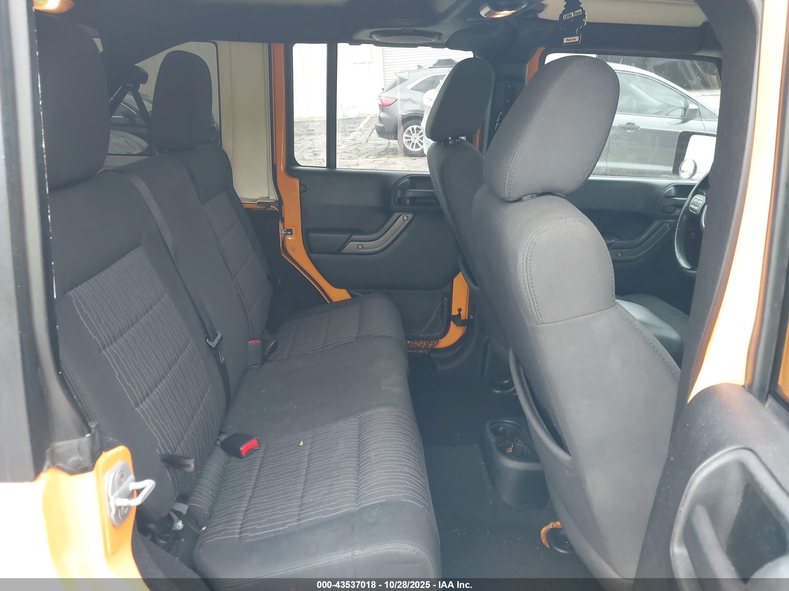 JEEP WRANGLER image 8