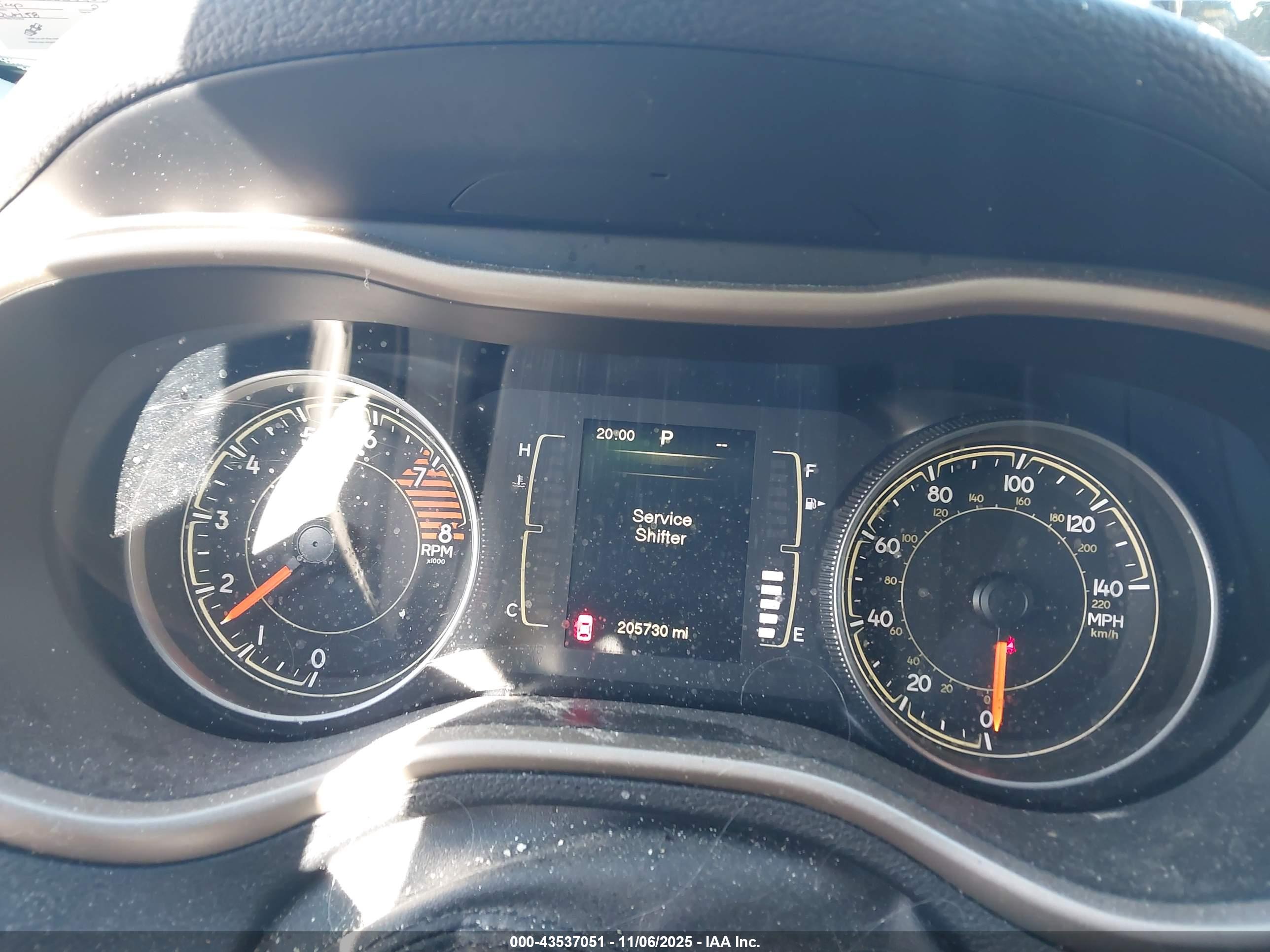 JEEP CHEROKEE image 7