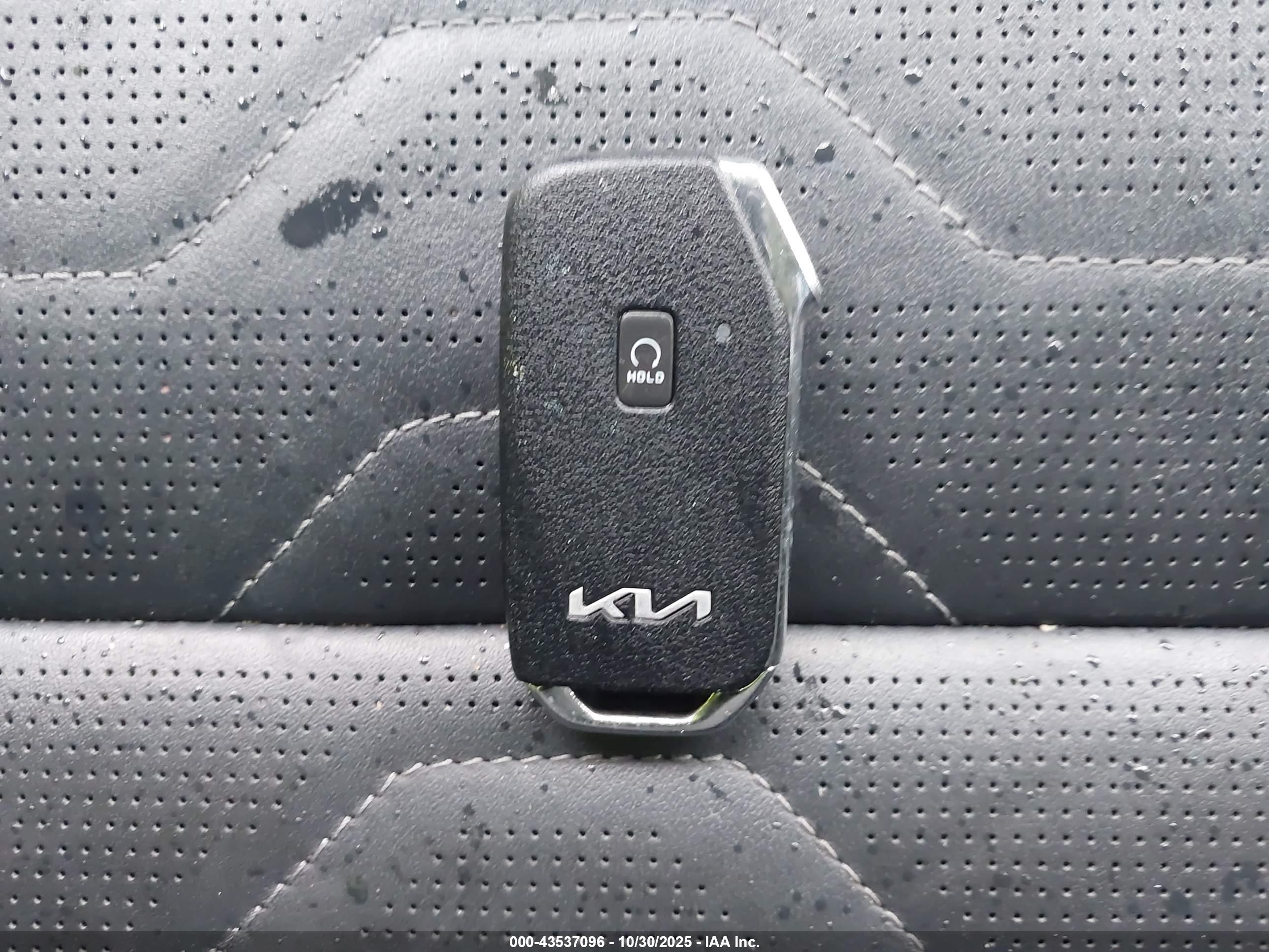KIA TELLURIDE image 11