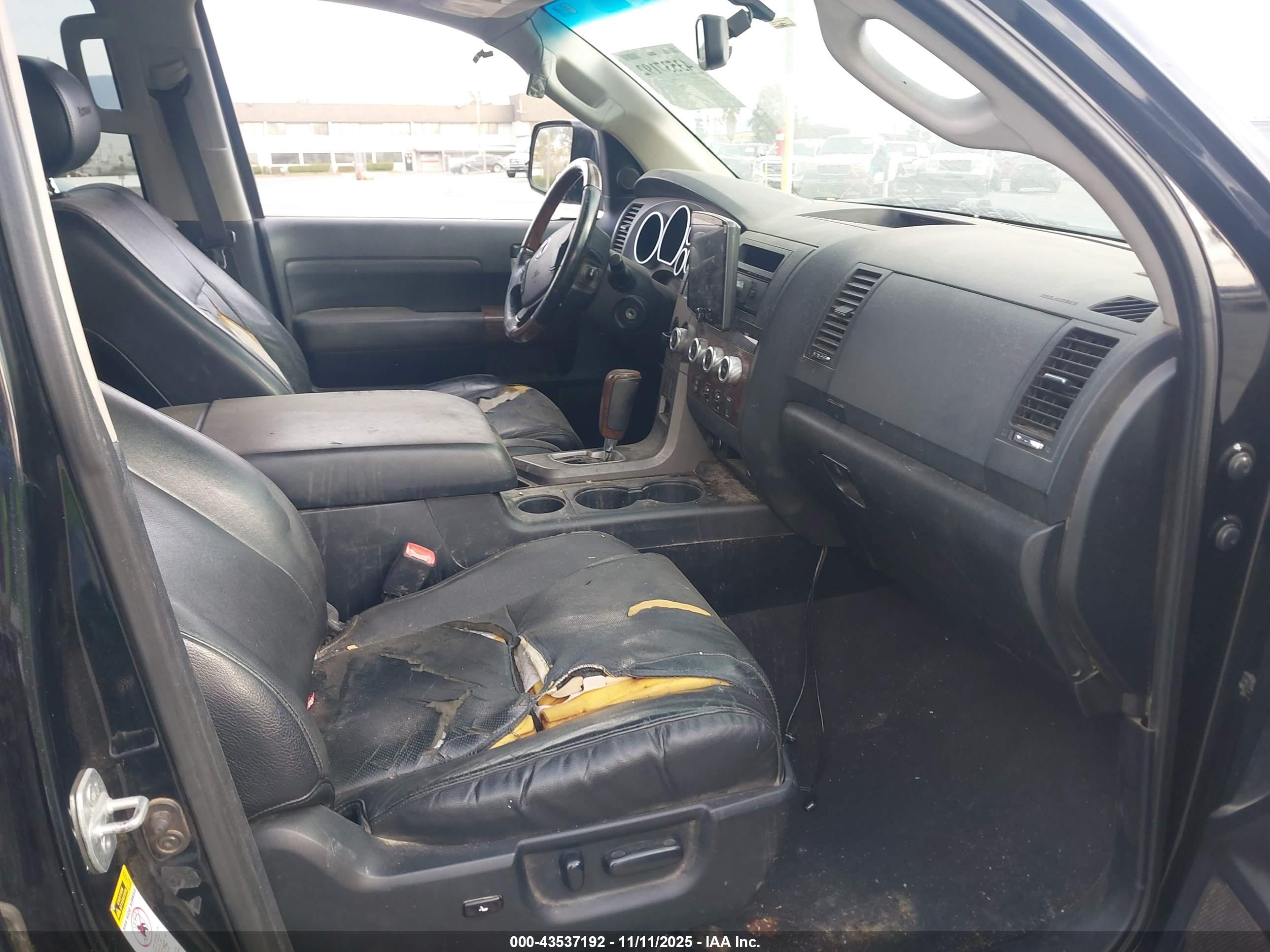 TOYOTA TUNDRA image 5