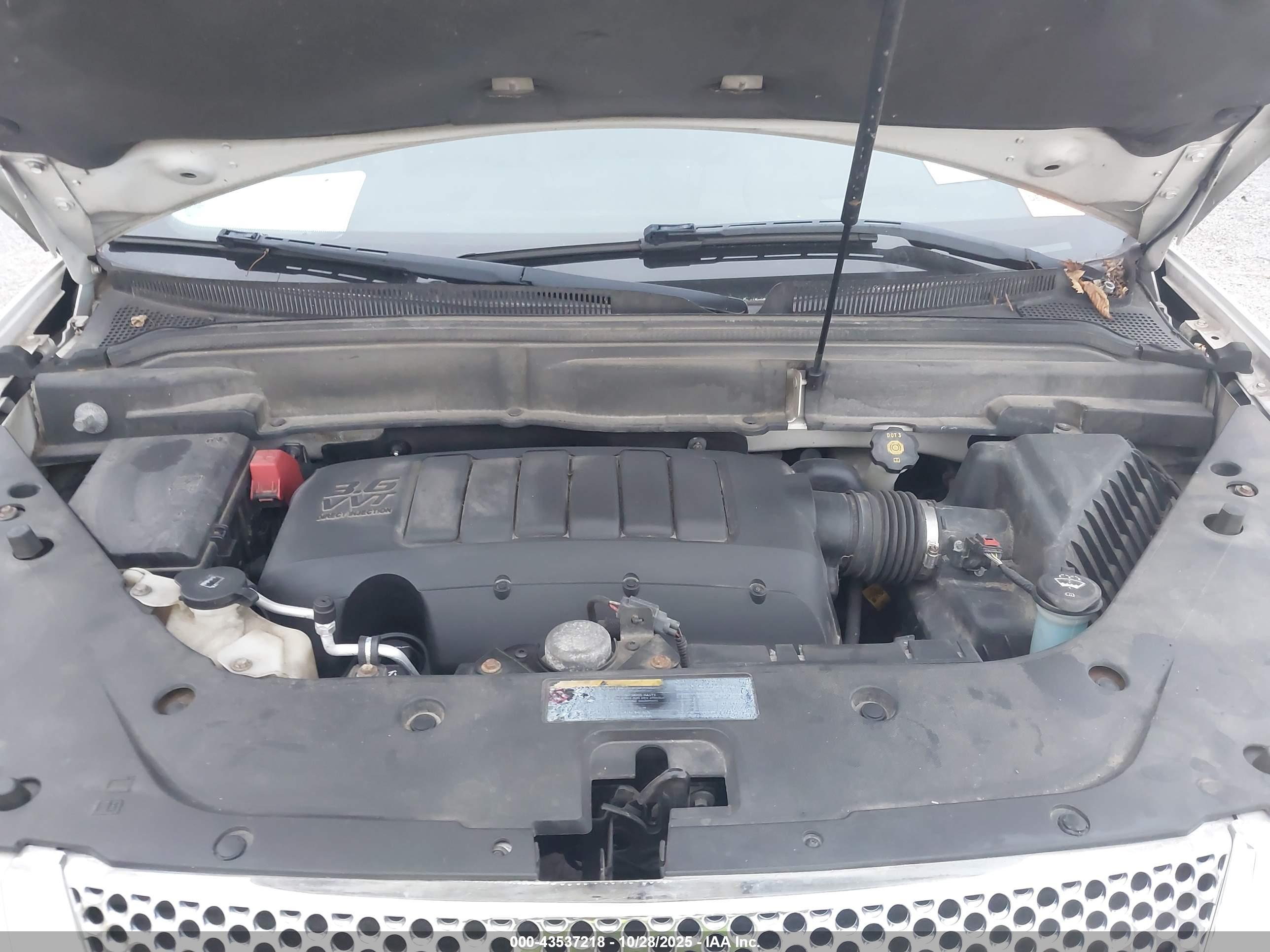 GMC ACADIA image 10