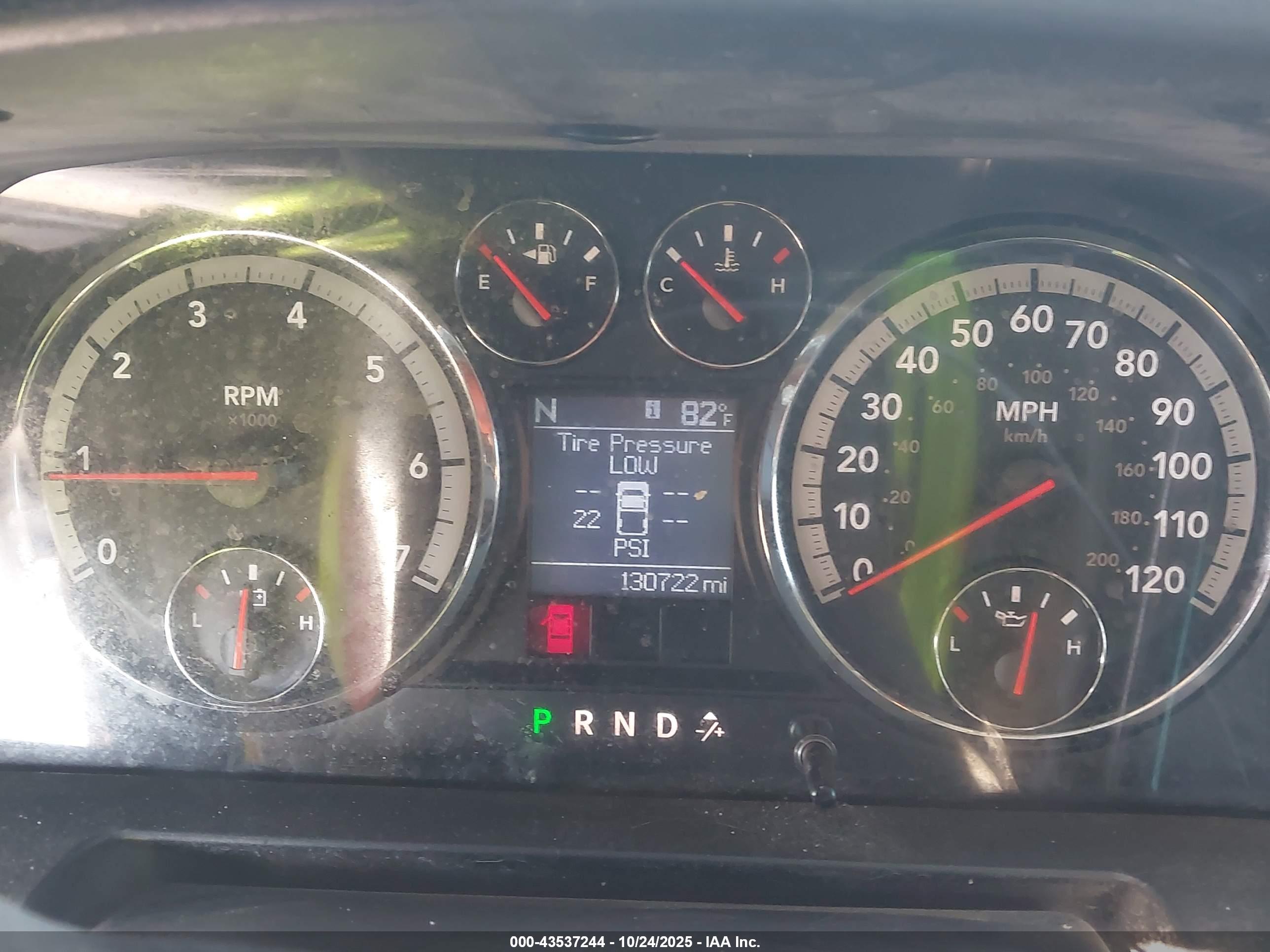DODGE RAM image 7