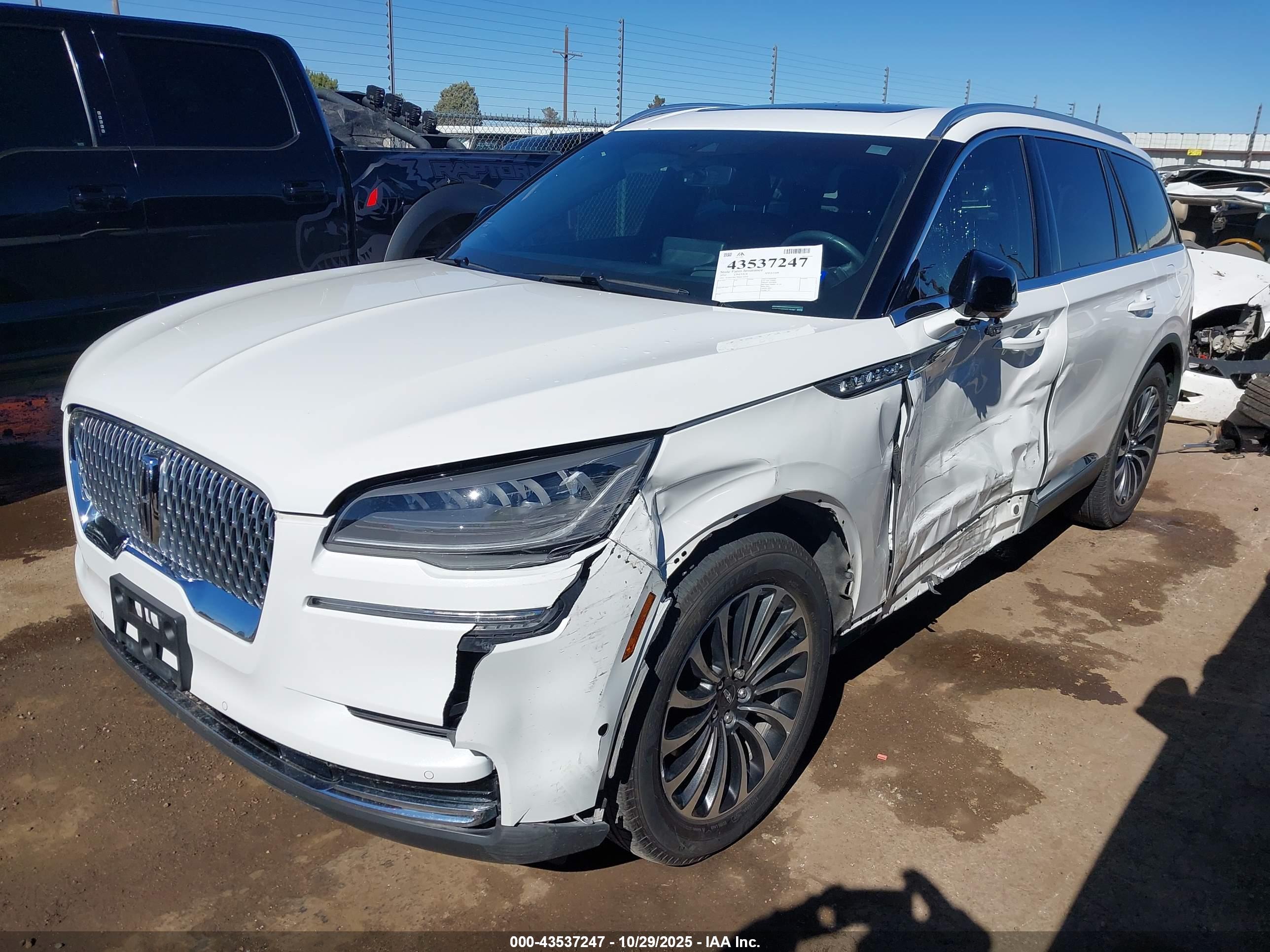 LINCOLN AVIATOR image 2