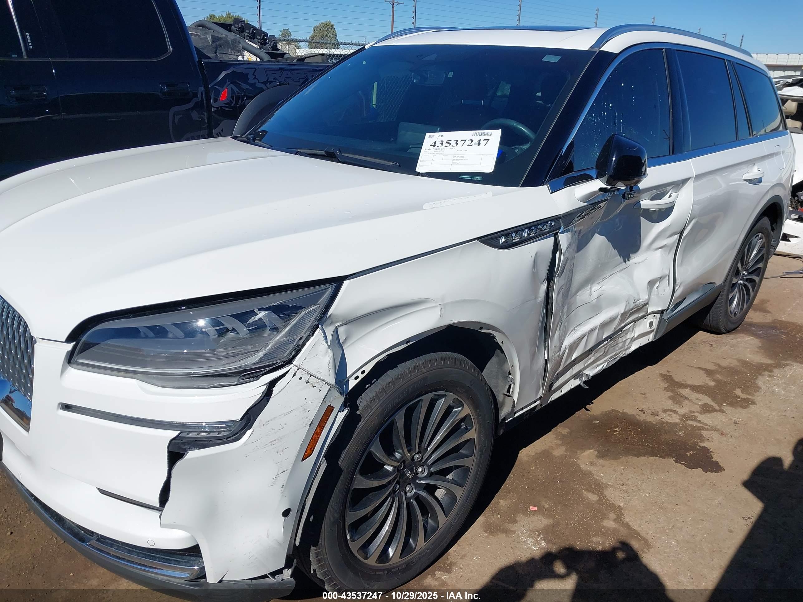 LINCOLN AVIATOR image 6