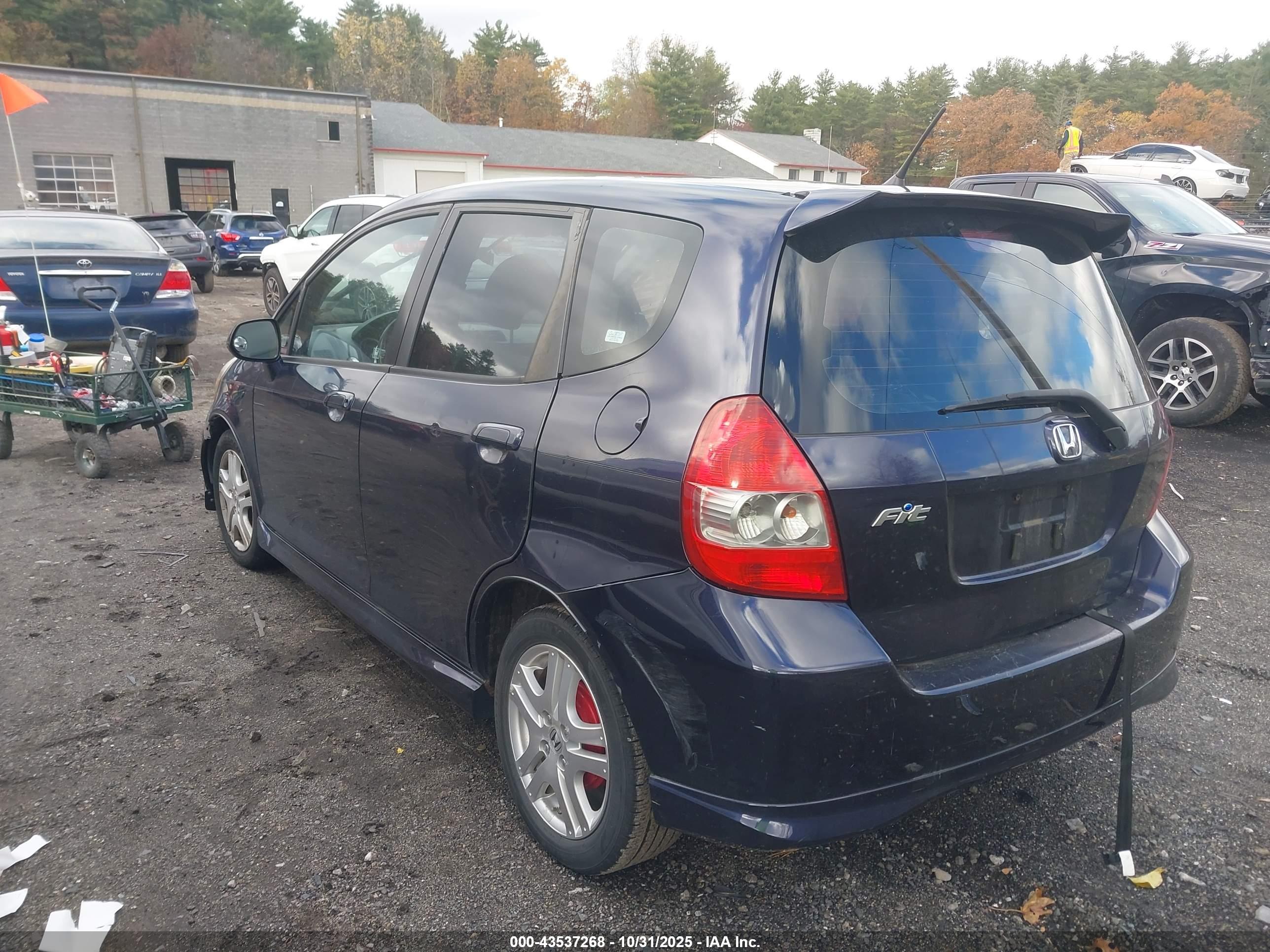 HONDA FIT image 3