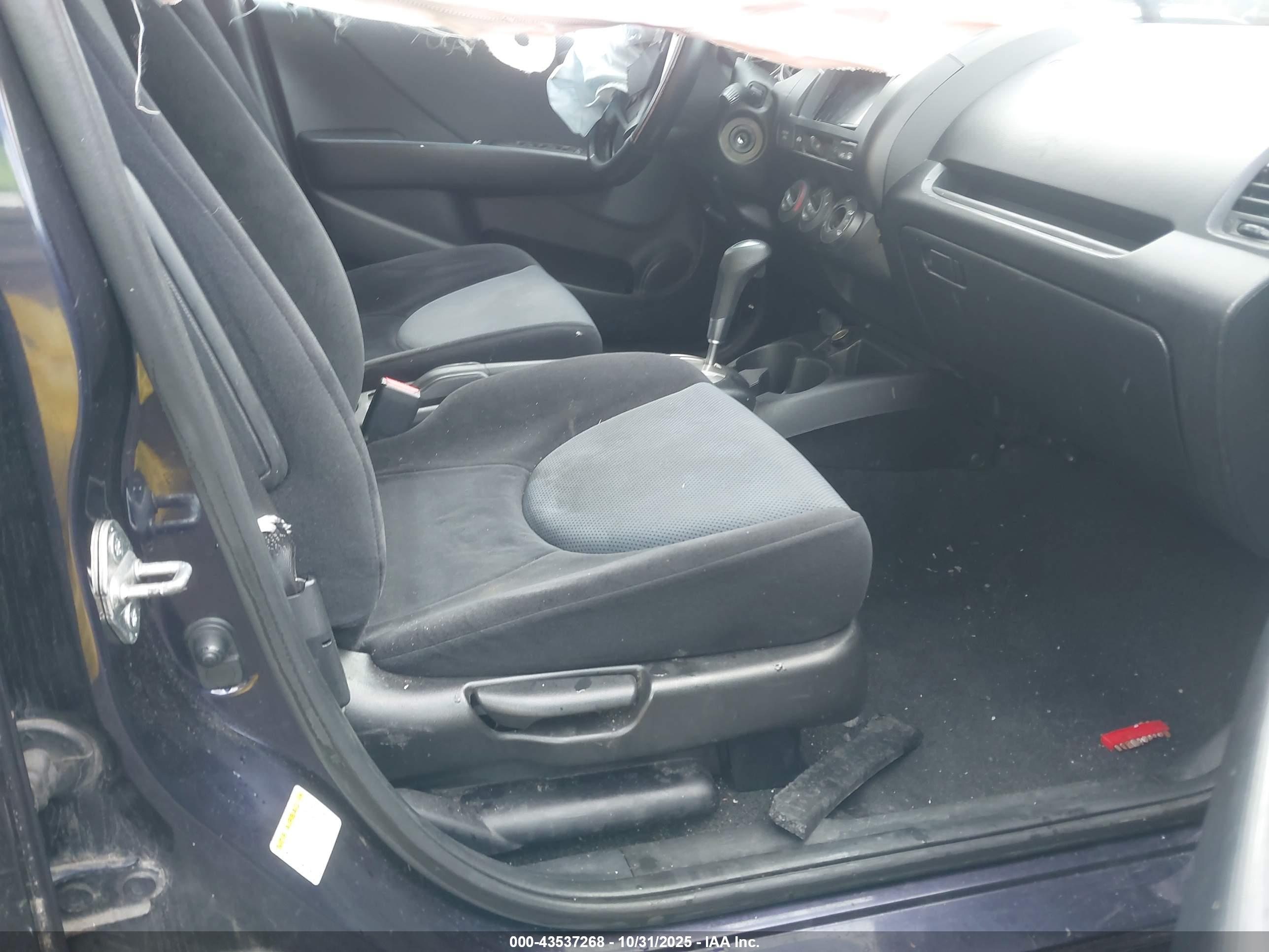 HONDA FIT image 5