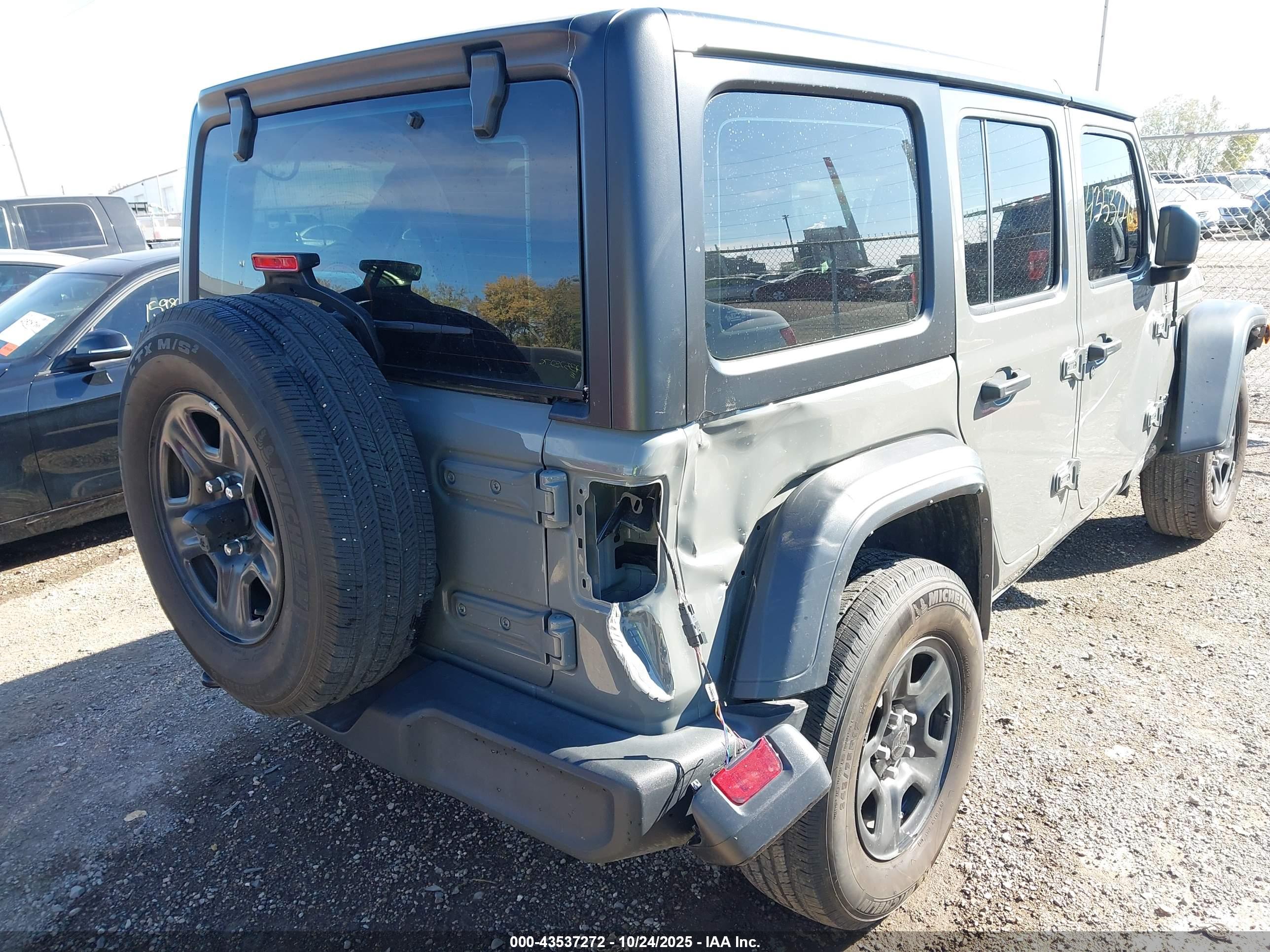JEEP WRANGLER image 6