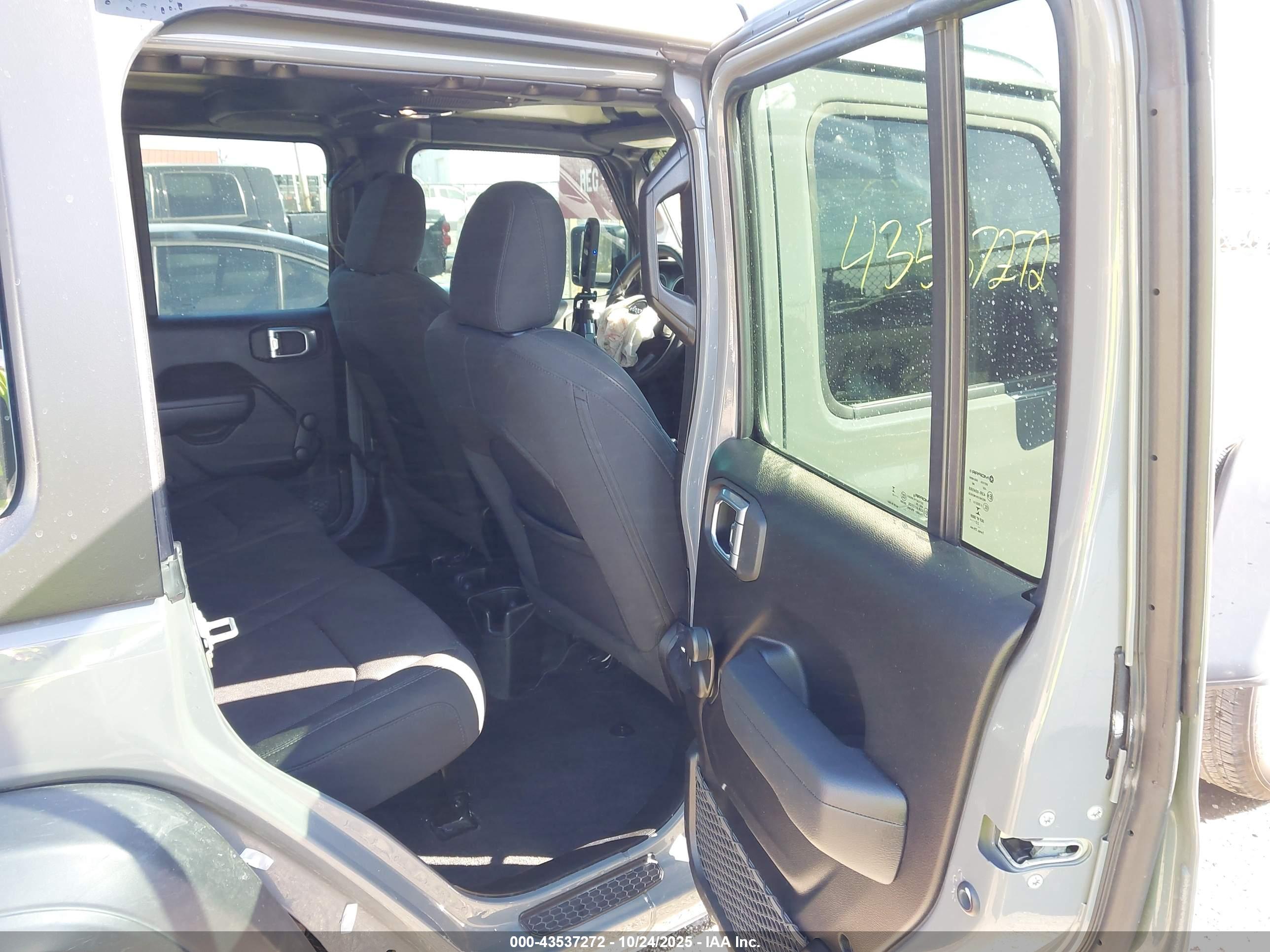 JEEP WRANGLER image 8