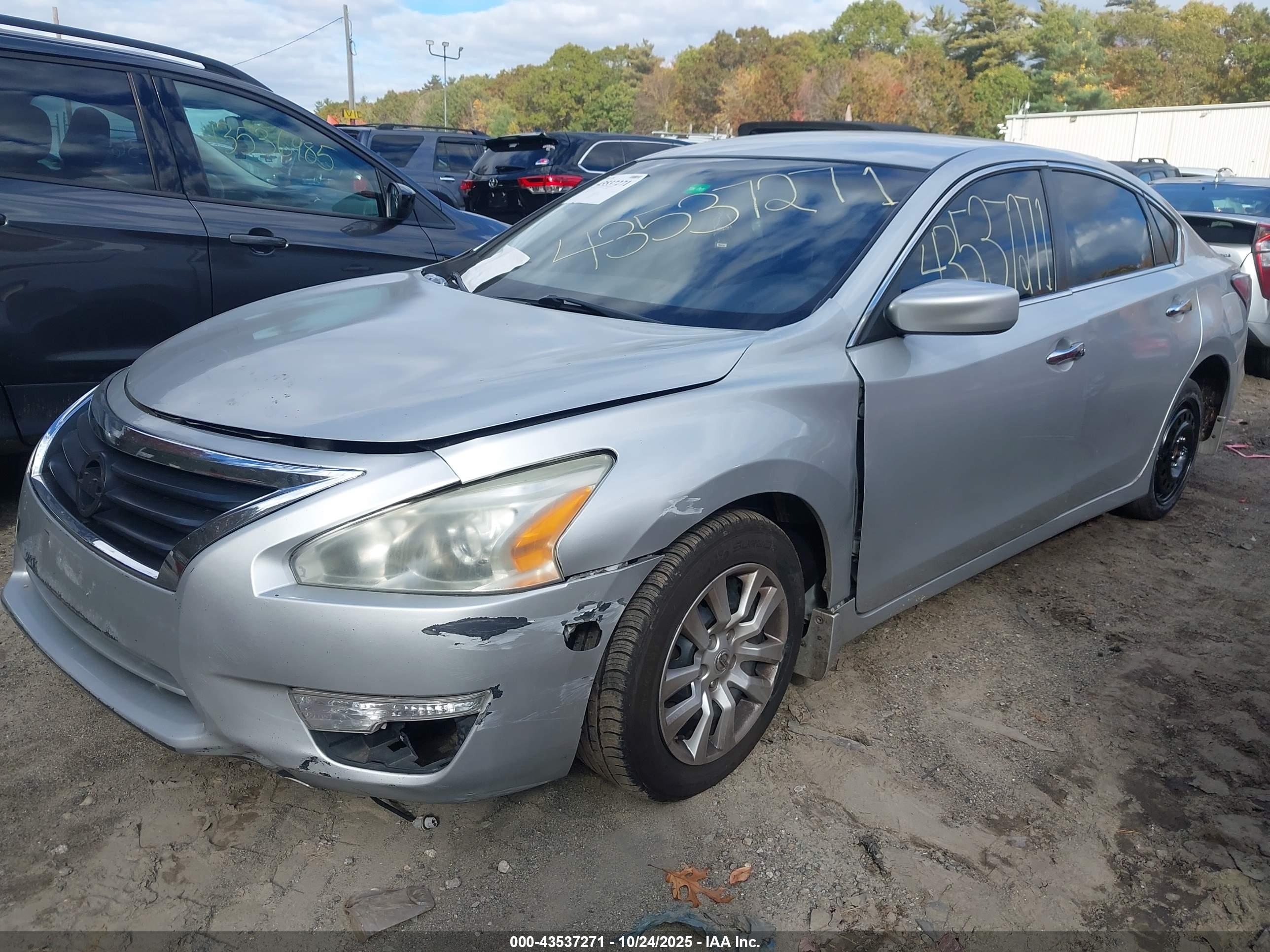 NISSAN ALTIMA image 2
