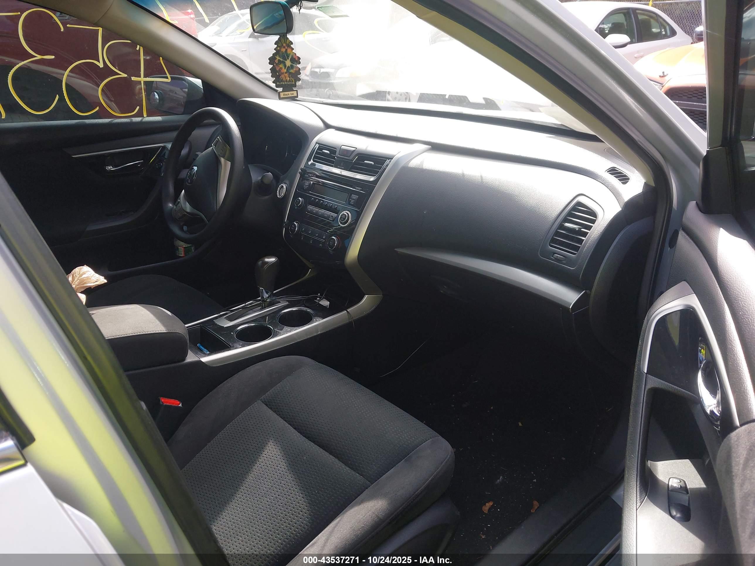 NISSAN ALTIMA image 5