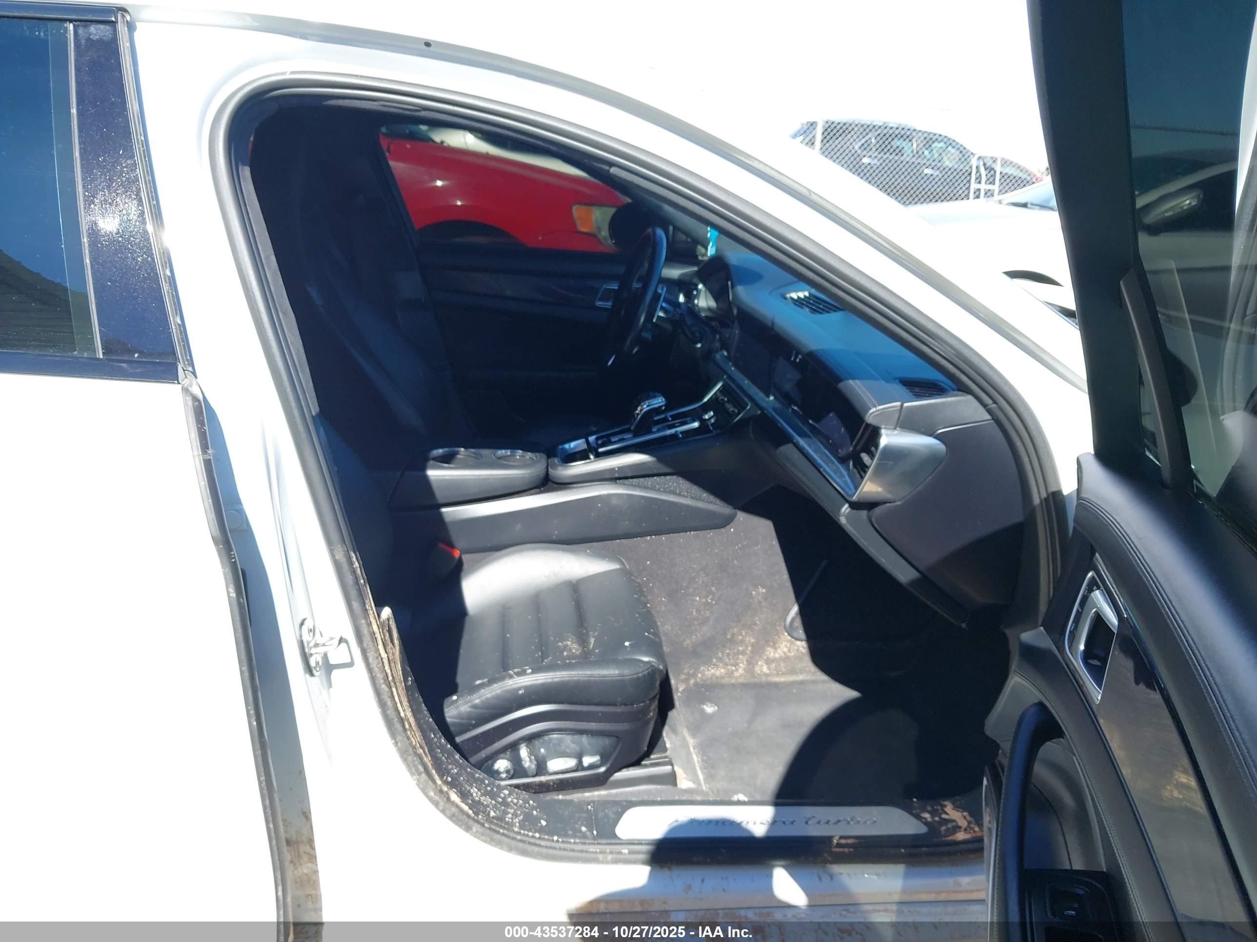 PORSCHE PANAMERA image 5