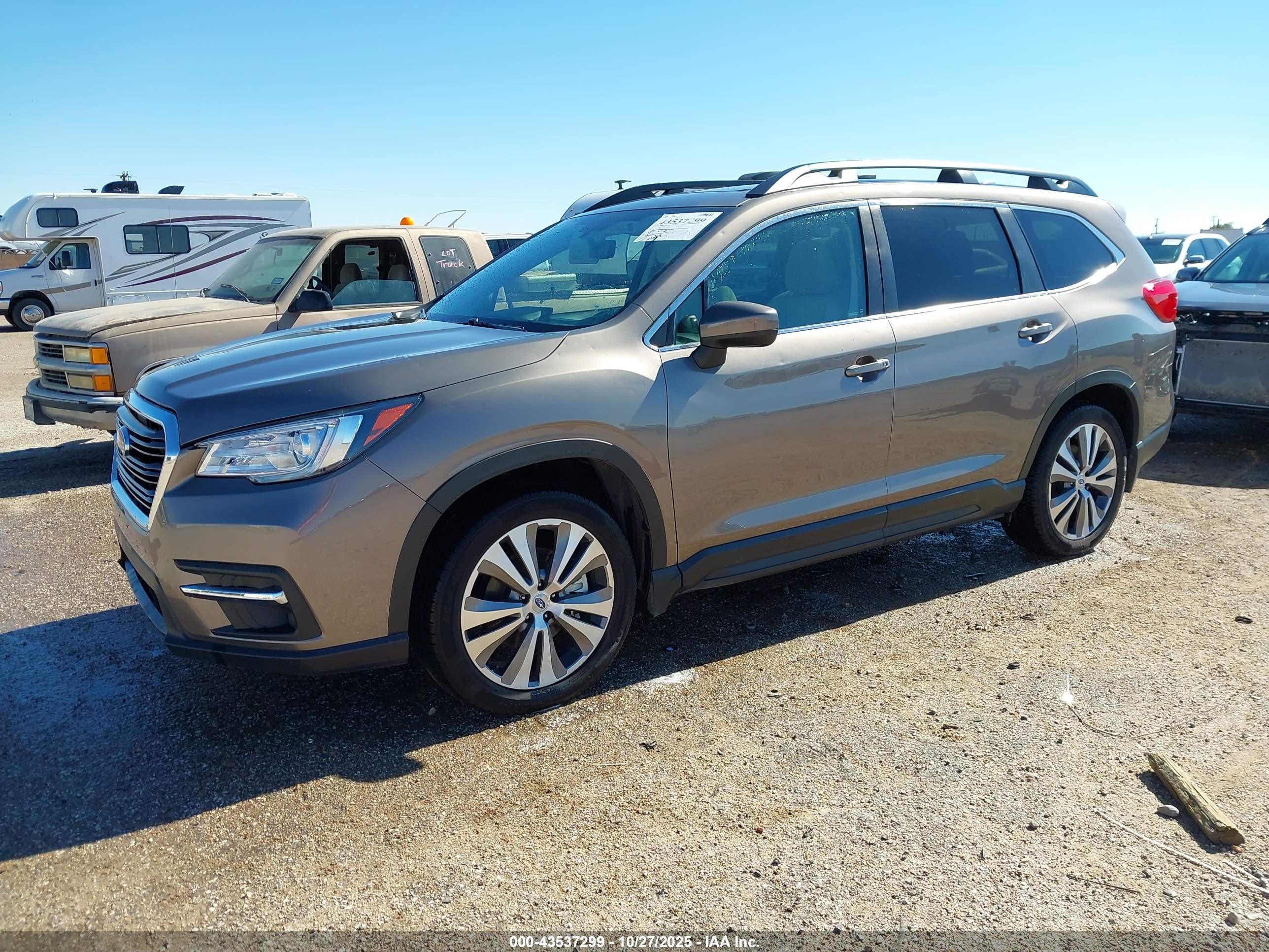 SUBARU ASCENT image 2