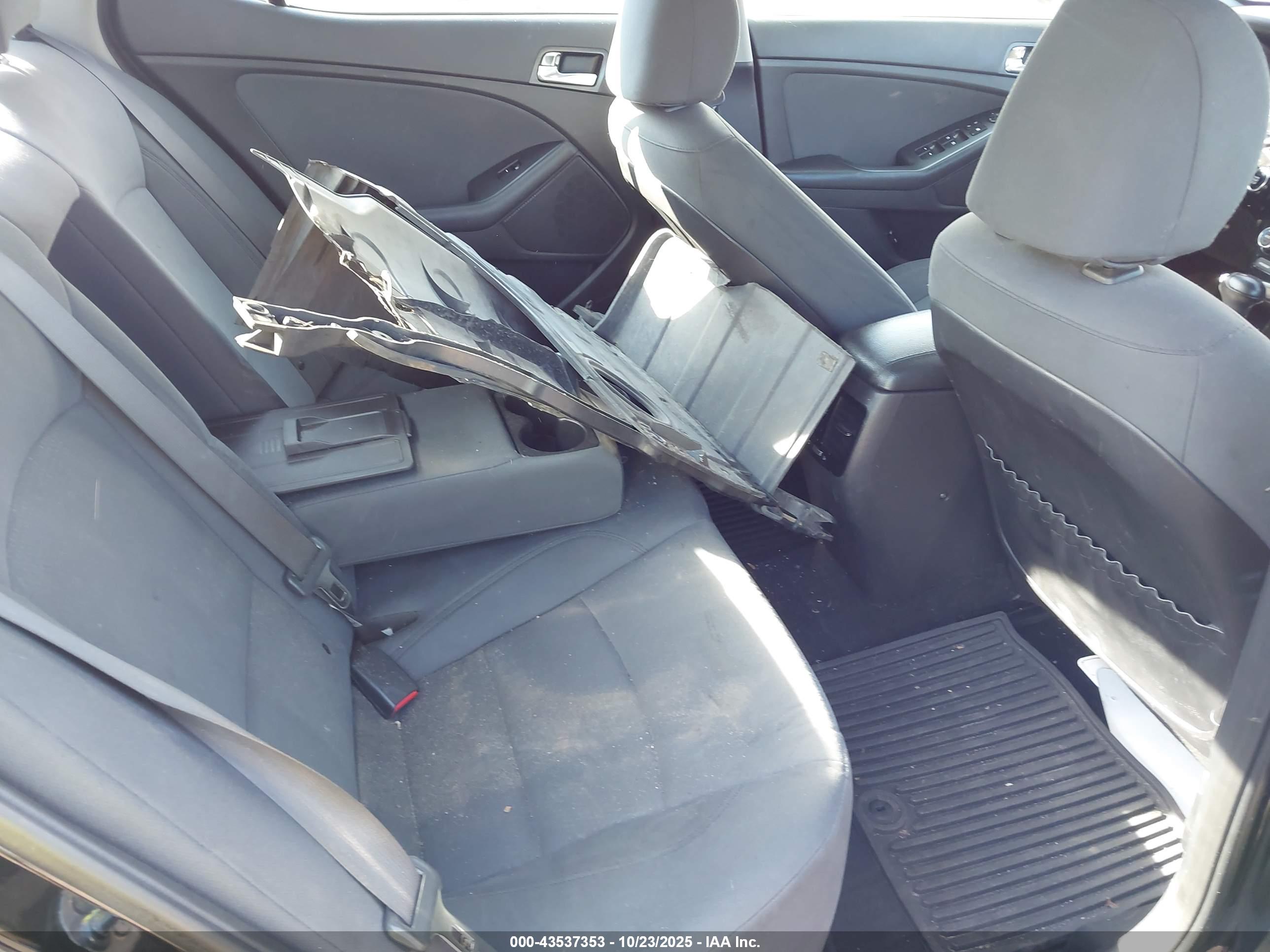 KIA OPTIMA image 8