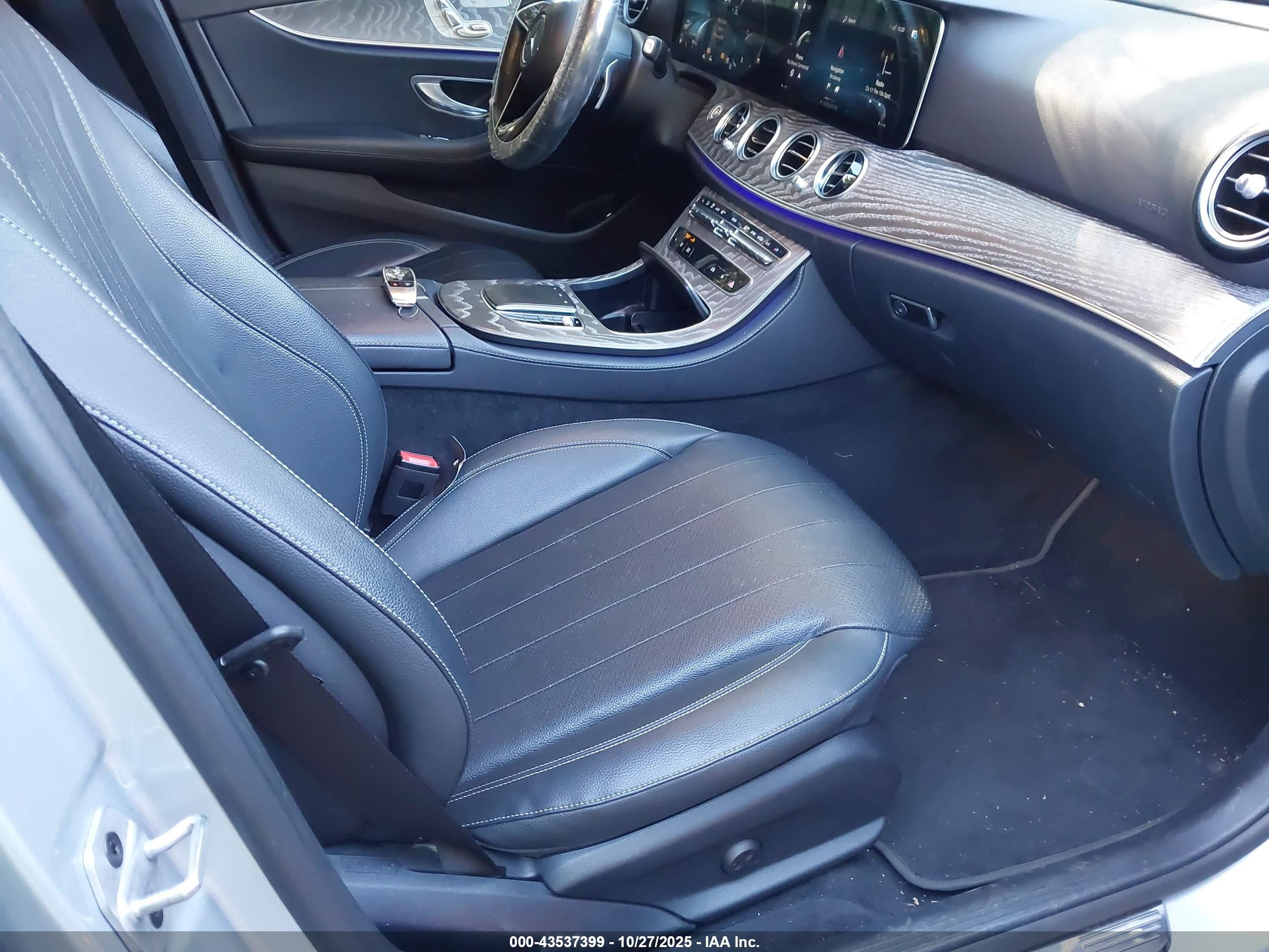MERCEDES-BENZ E image 5