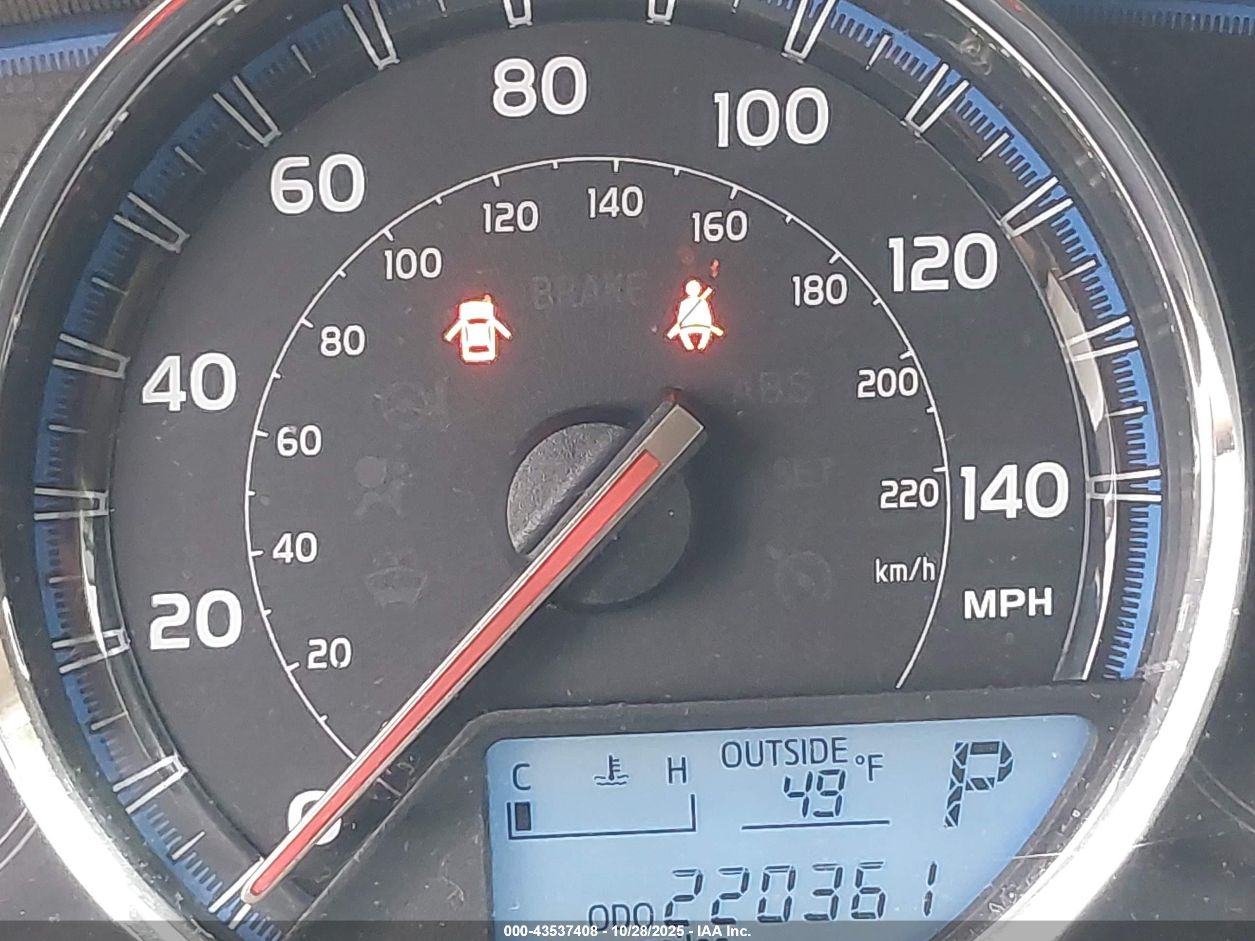 TOYOTA RAV4 image 7