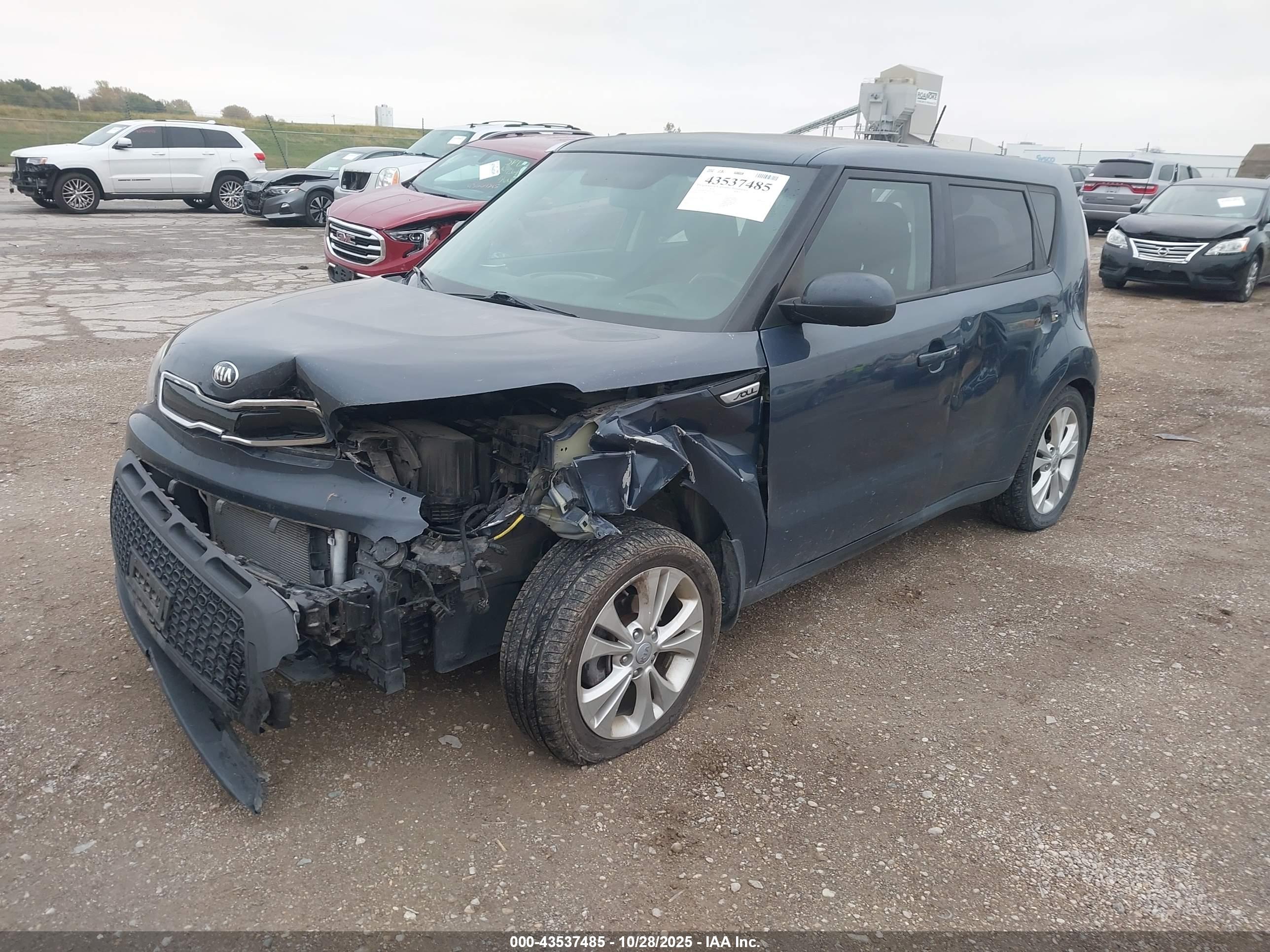 KIA SOUL image 2