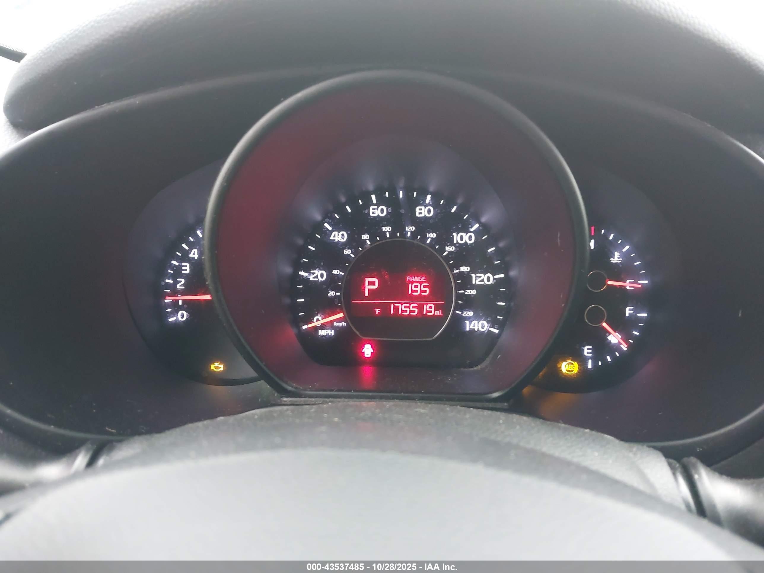 KIA SOUL image 7