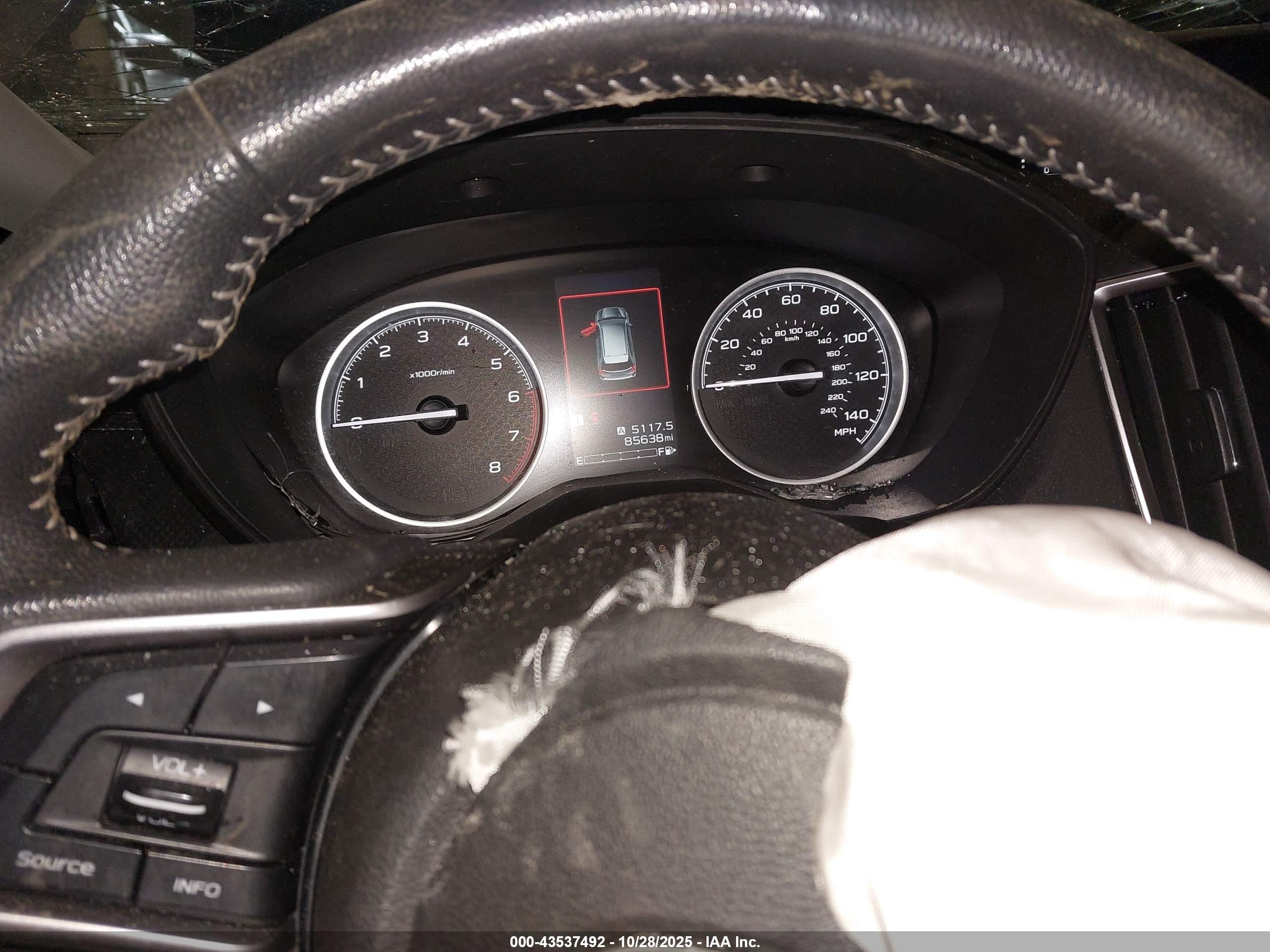 SUBARU FORESTER image 7