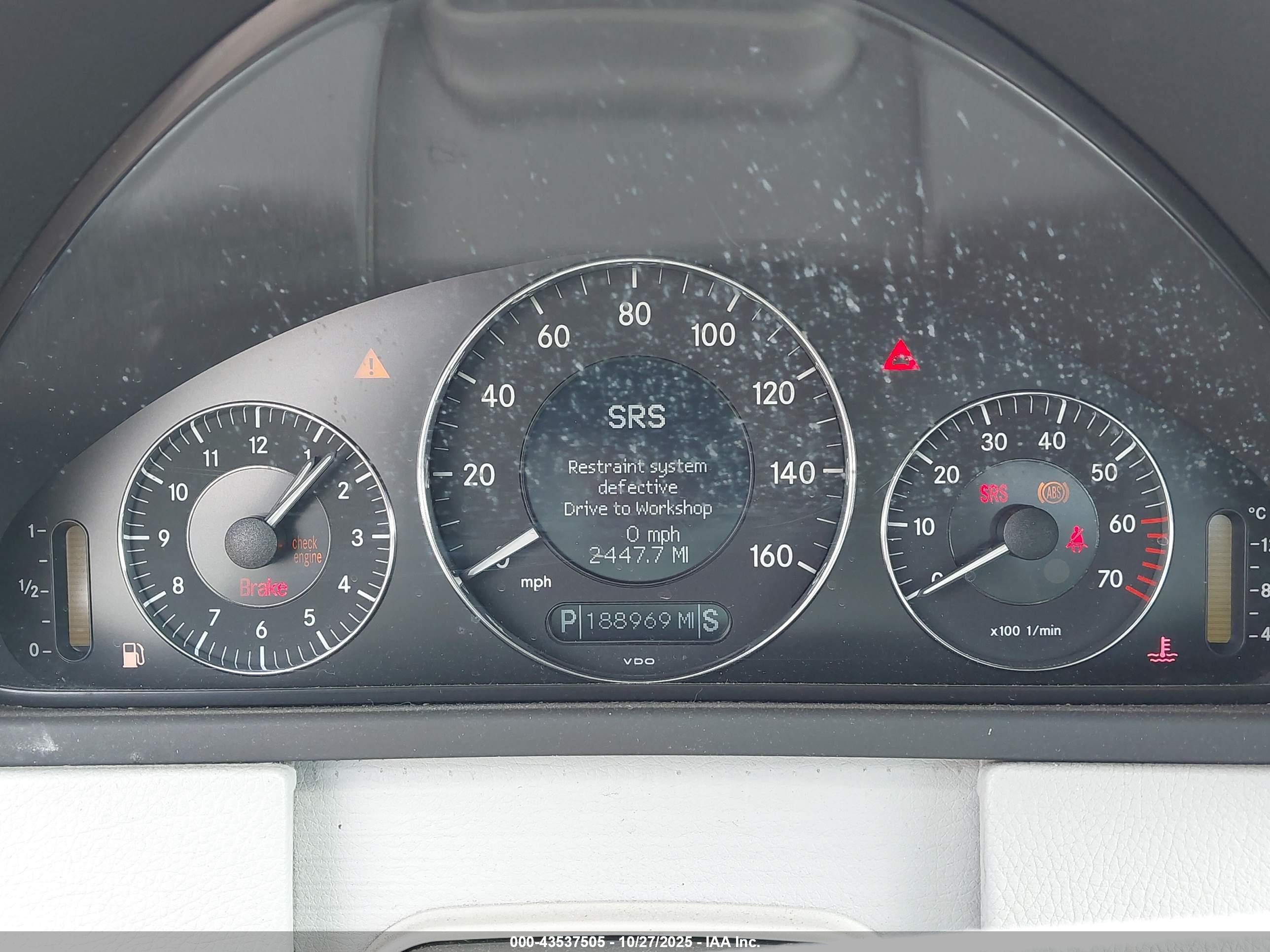 MERCEDES-BENZ CLK image 7