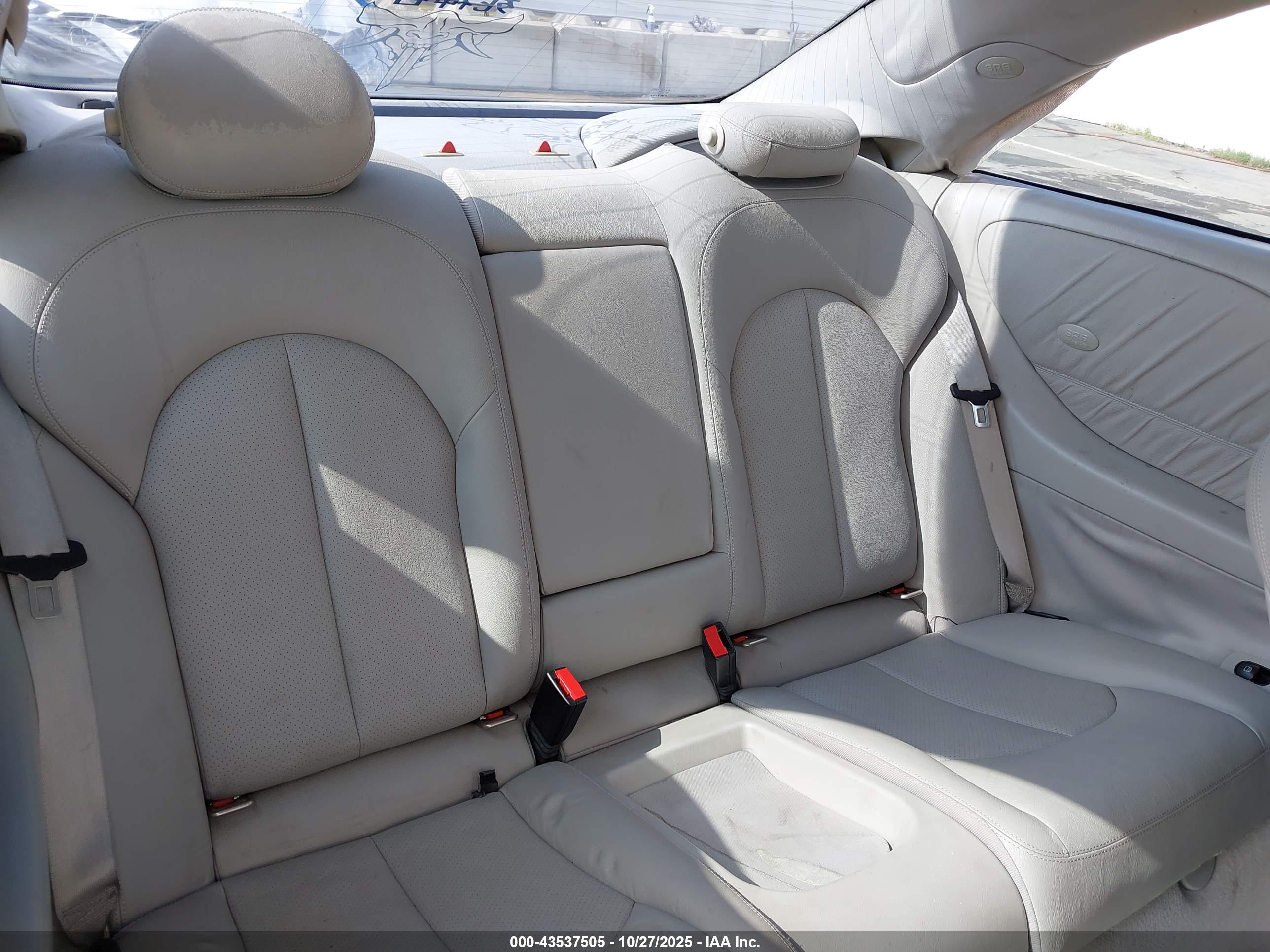 MERCEDES-BENZ CLK image 8