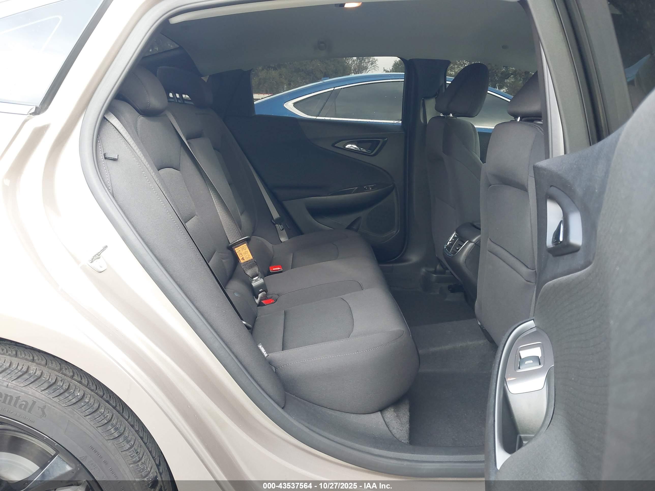 CHEVROLET MALIBU image 8